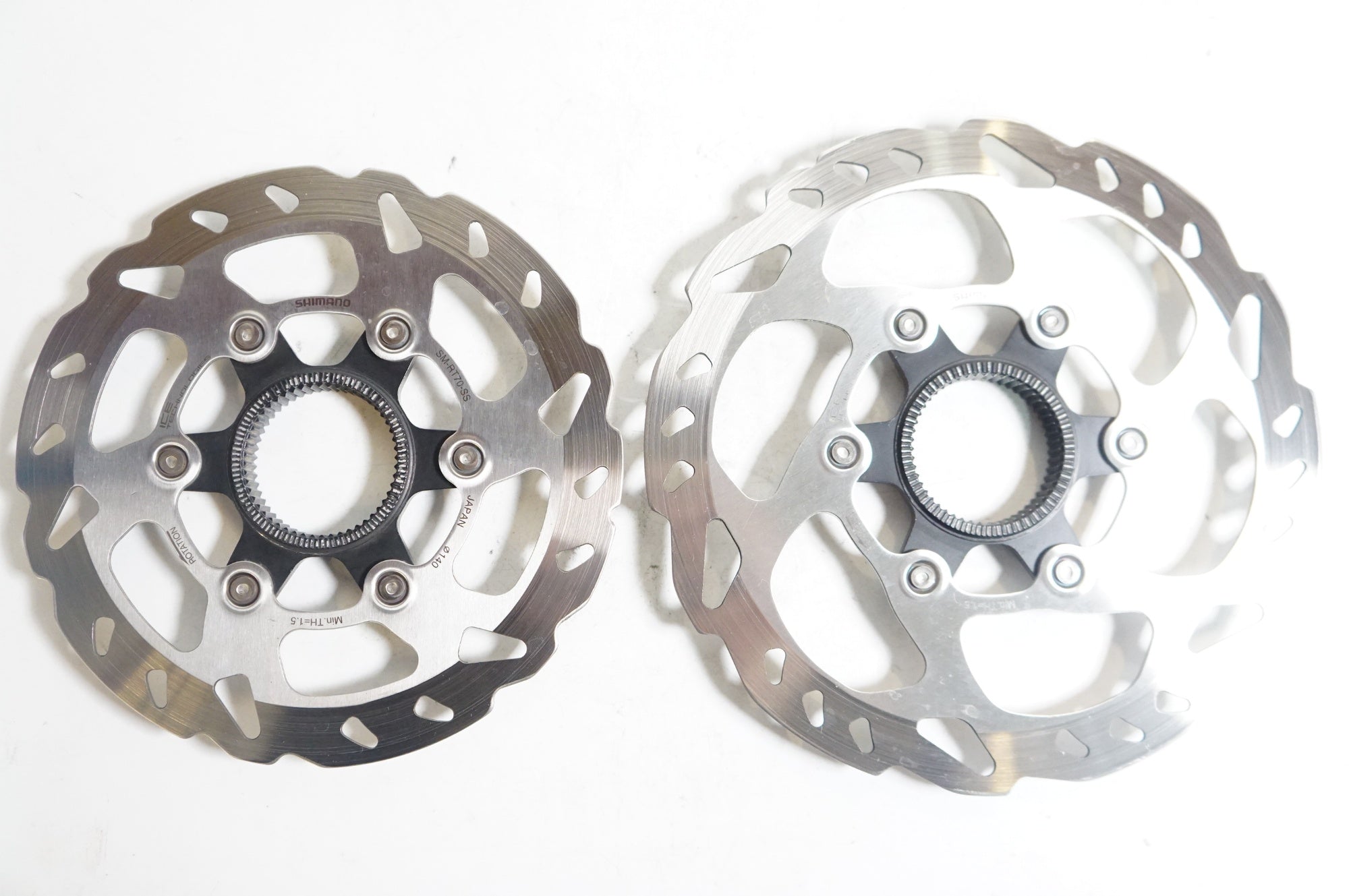 SHIMANO 「シマノ」 SM-RT70 φ140/160mm ディスクローターセット / 熊谷本店