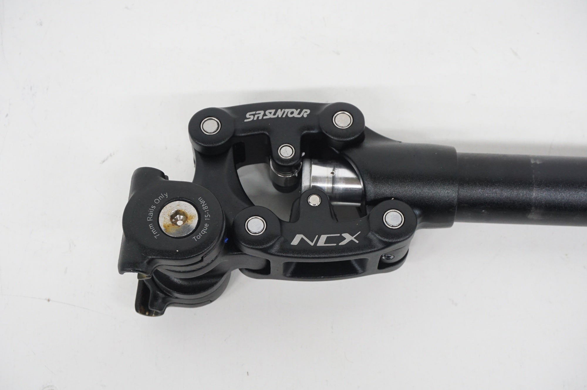 SR SUNTOUR 「エスアールサンツアー」 SP12-NCX Φ27.2 350mm シートポスト / 阪急塚口店