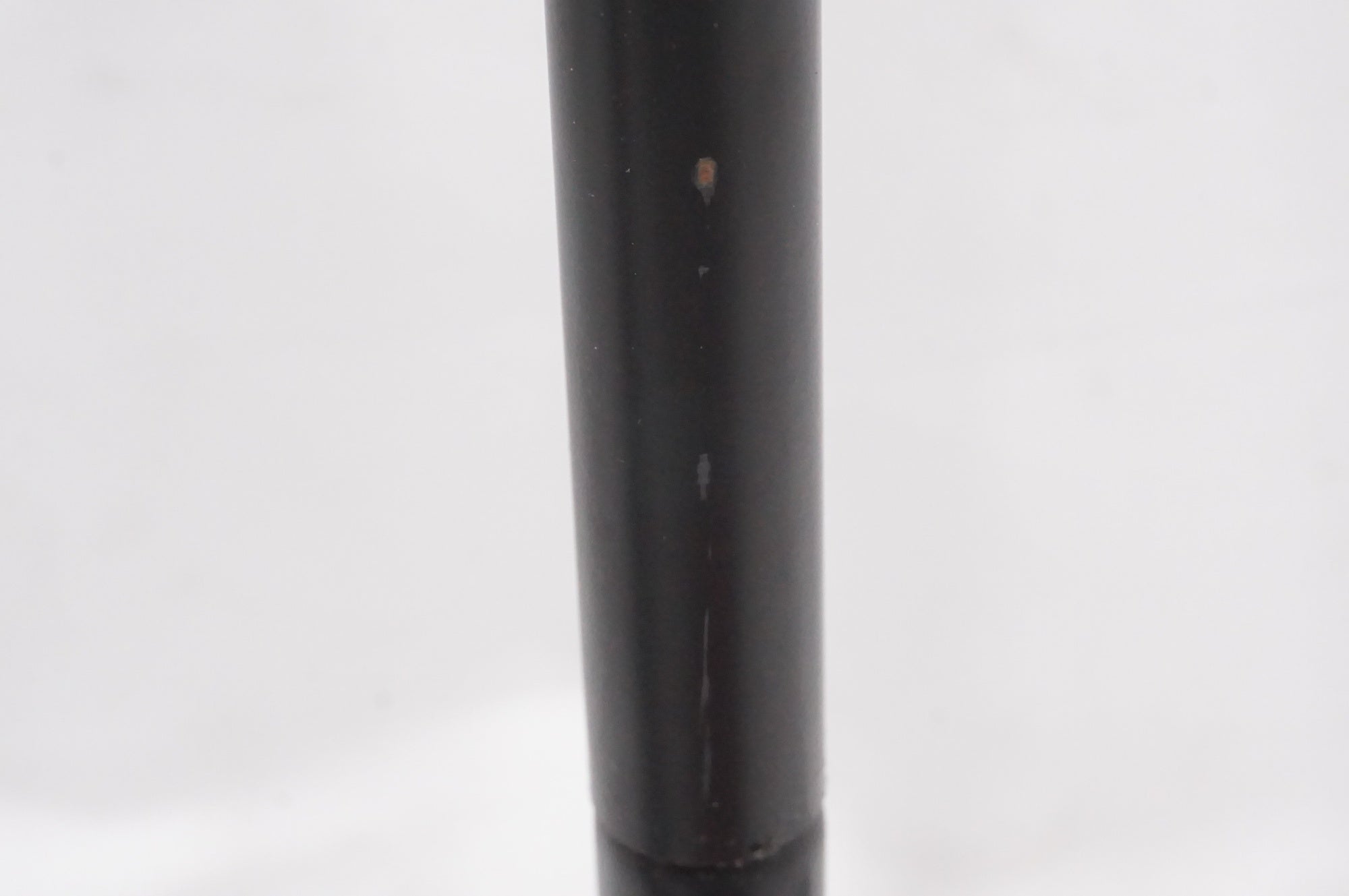 VELOLINE 「ベロライン」 ディスプレイスタンド / AKIBA店