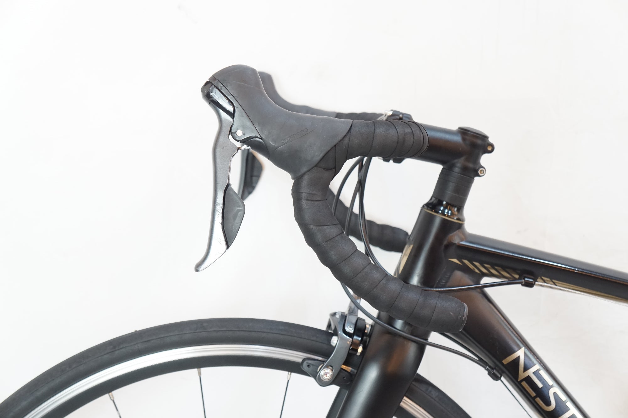 NESTO 「ネスト」 FALAD PRO 2021年モデル ロードバイク / バイチャリ浦和ベース