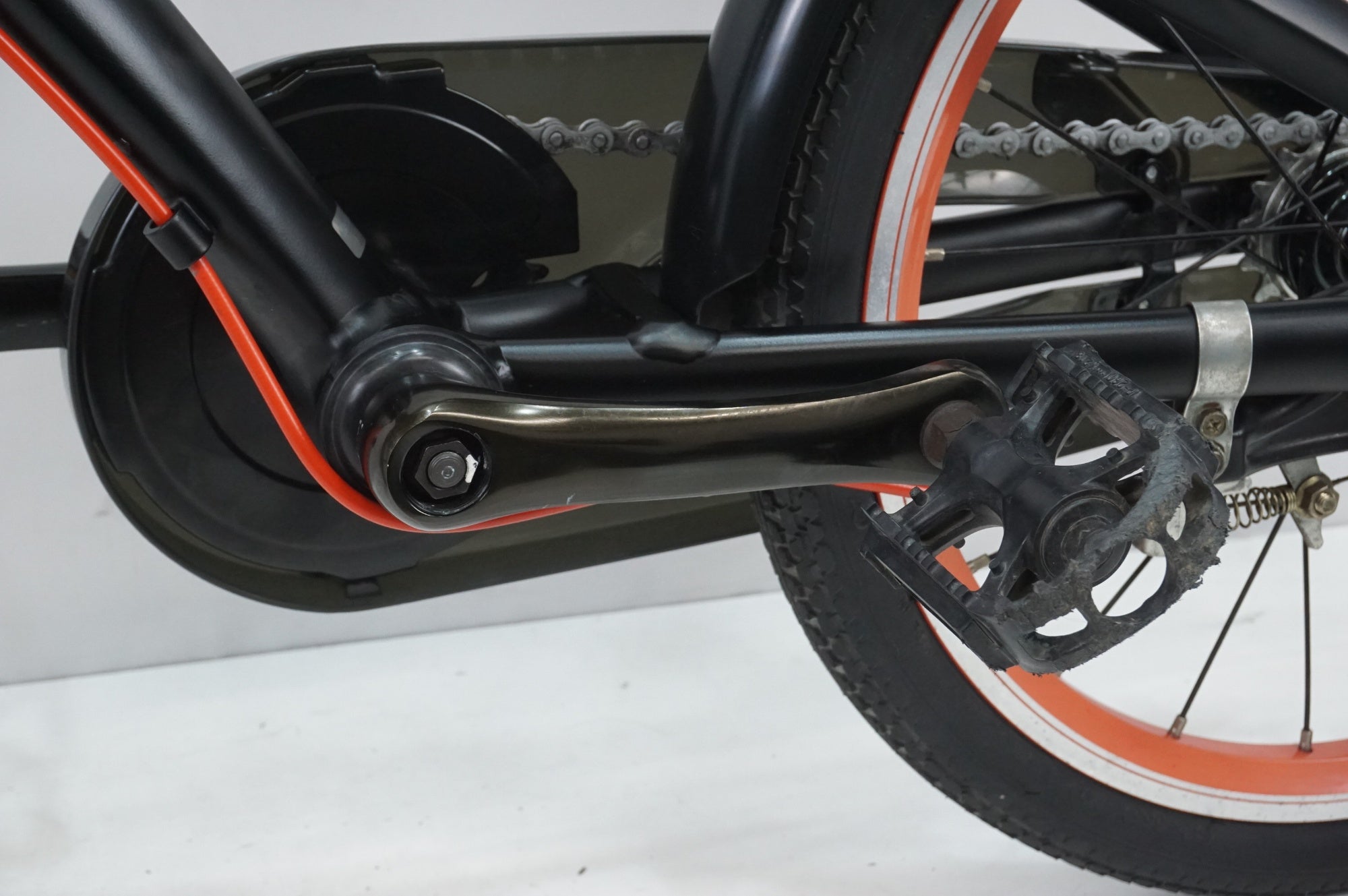 BRIDGESTONE 「ブリヂストン」 LEVENA 2016年モデル 18インチ