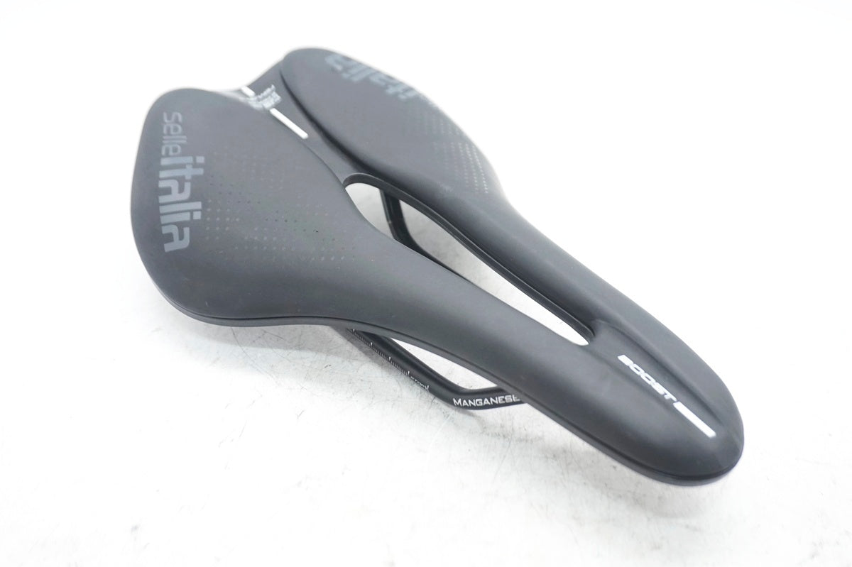 SELLE ITALIA 「セライタリア」 BOOST NOVUS SUPERFLOEW サドル / 大阪門真店
