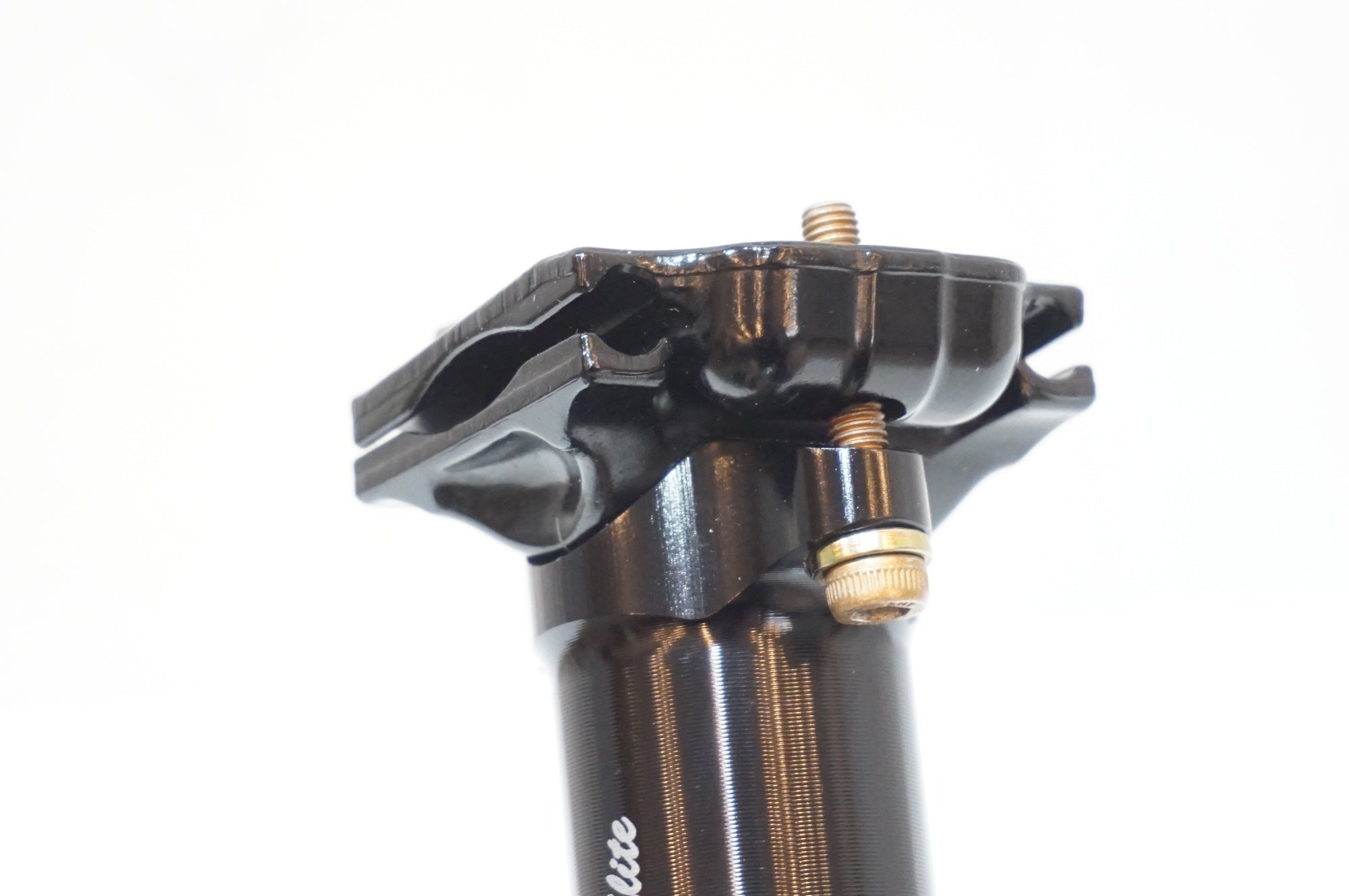 THOMSON 「トムソン」 ELITE SP-E131 φ30.8 244mm シートポスト / 浦和ベース