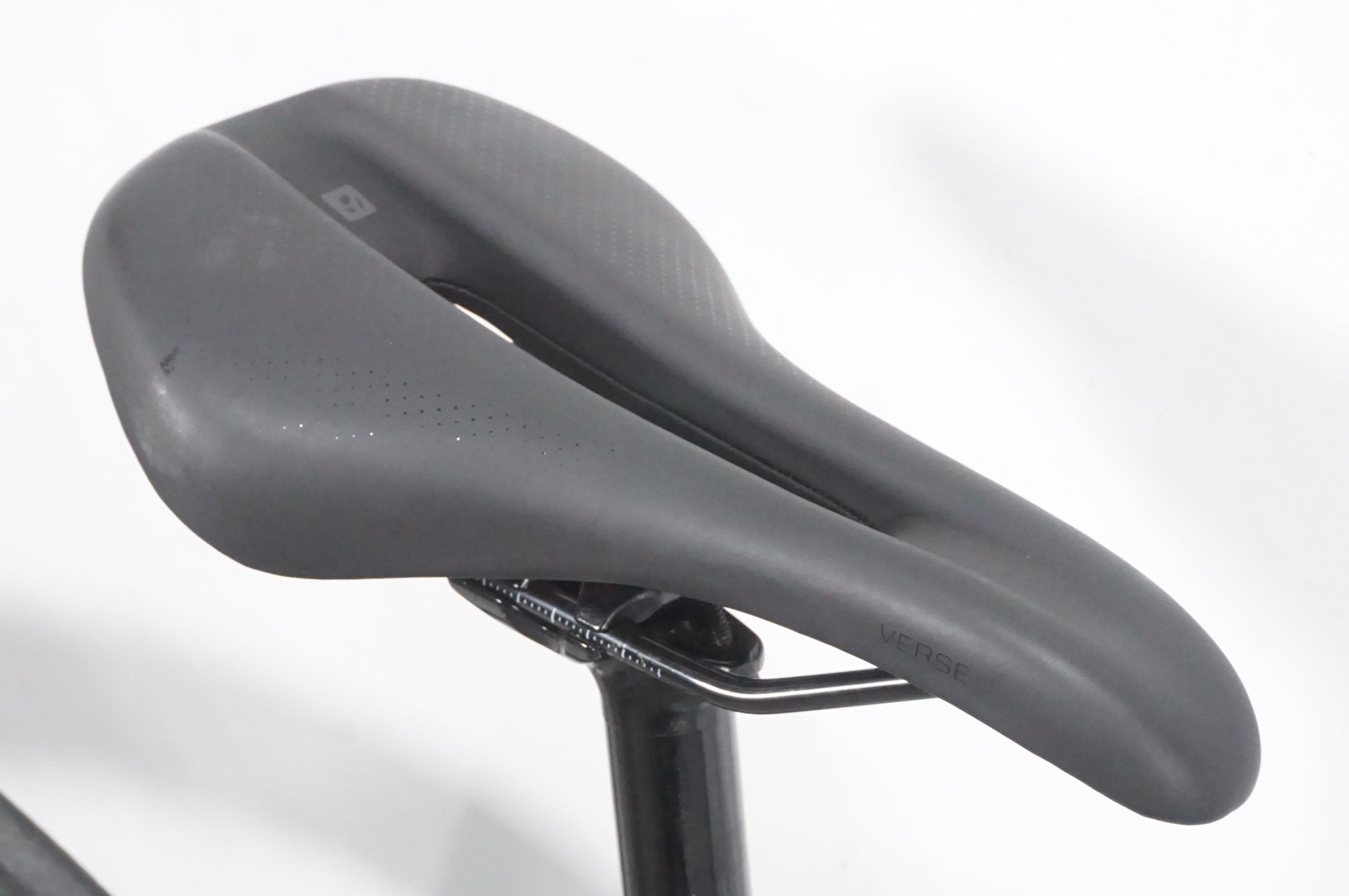 TREK 「トレック」 DOMANE AL4 GEN3  2023年モデル ロードバイク / AKIBA店