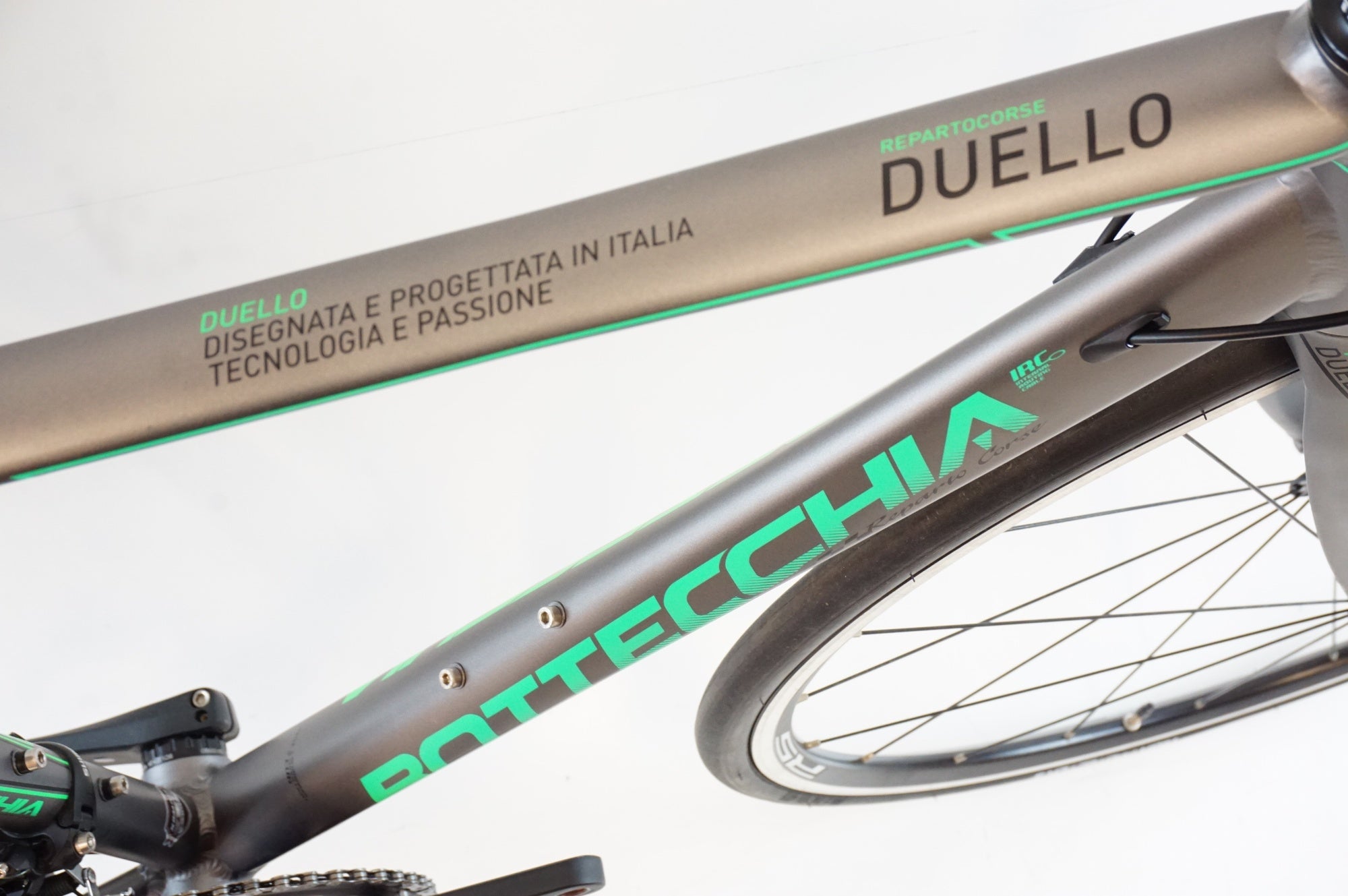 BOTTECCHIA 「ボッテキア」 DUELLO 2018年モデル ロードバイク / 浜松