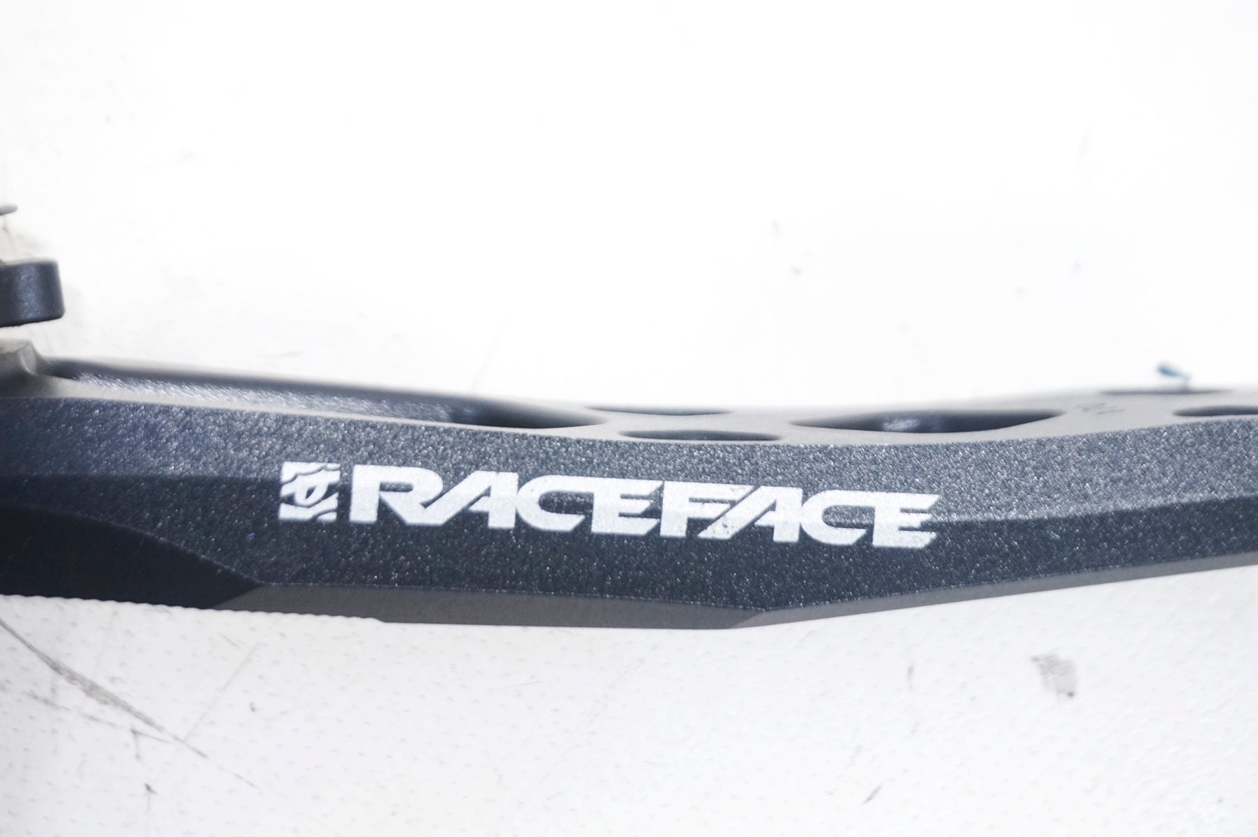 RACE FACE 「レースフェイス」 ALTAS 32T 170mm クランク / 大阪門真店