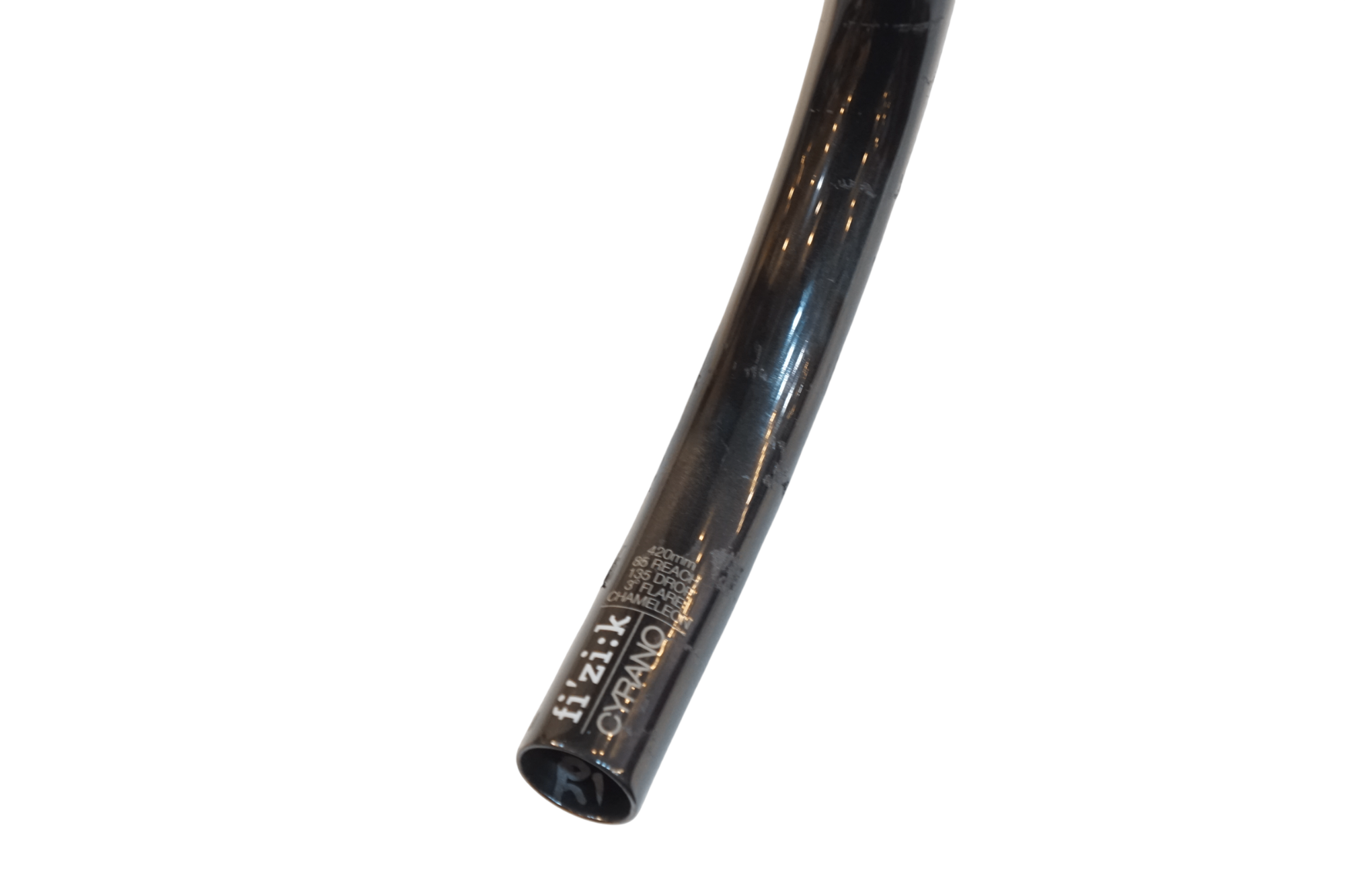 FIZIK 「フィジーク」 CYRANO R1 435mm φ31.8 ハンドル / バイチャリ浦和ベース