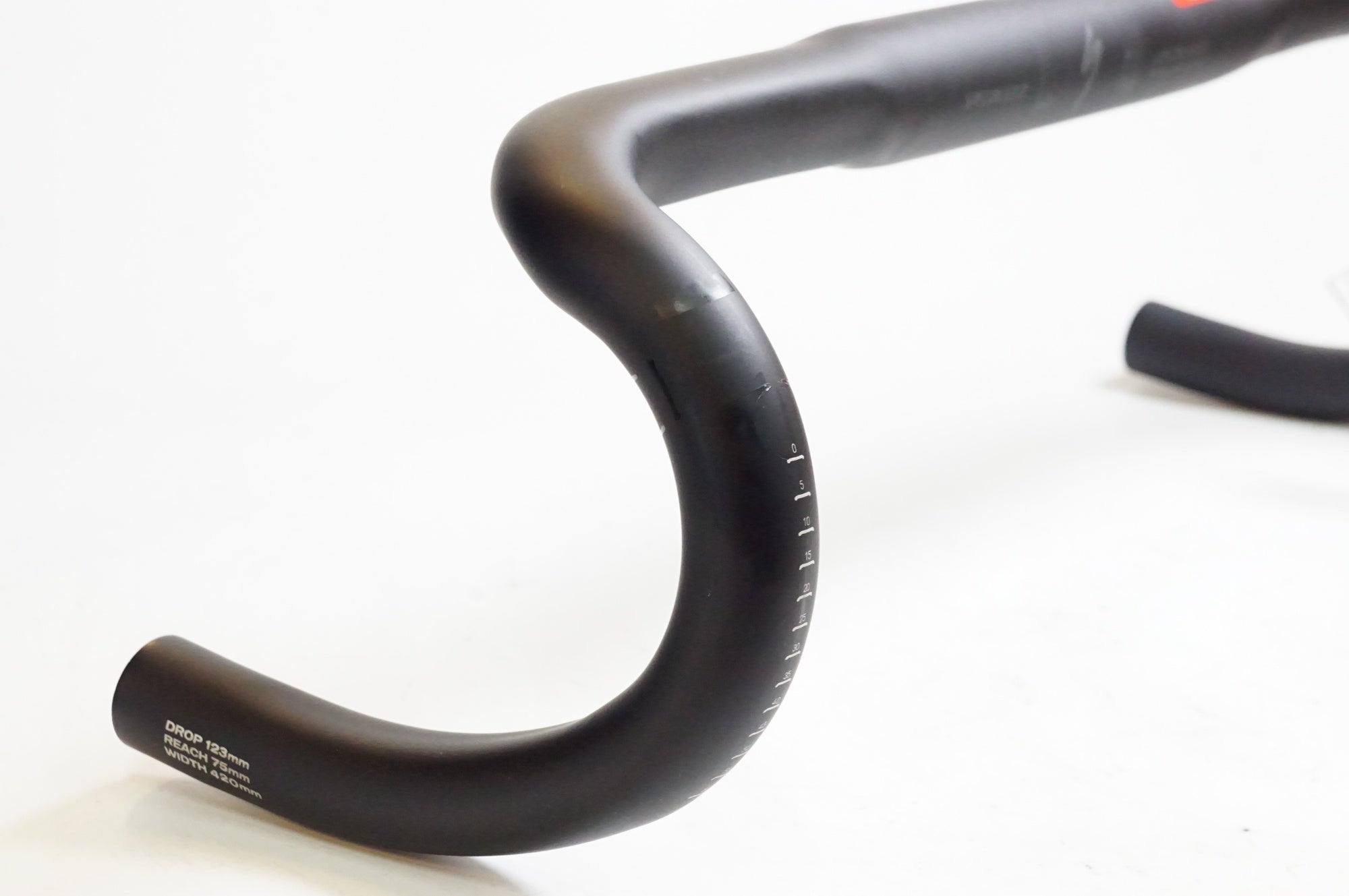 SPECIALIZED 「スペシャライズド」 SHALLOW DROP φ31.8 420mm ハンドル / 熊谷本店