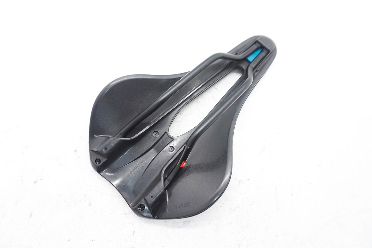 SELLE ITALIA 「セライタリア」 BOOST NOVUS SUPERFLOEW サドル / 大阪門真店