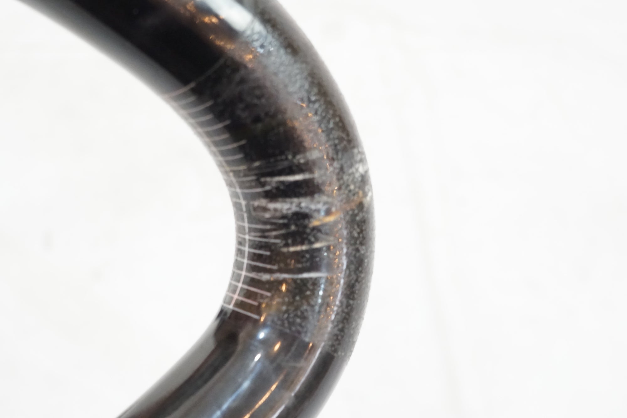3T 「スリーティー」 ERGOSUM LTD 31.8 440mm ドロップハンドル / バイチャリ浦和ベース
