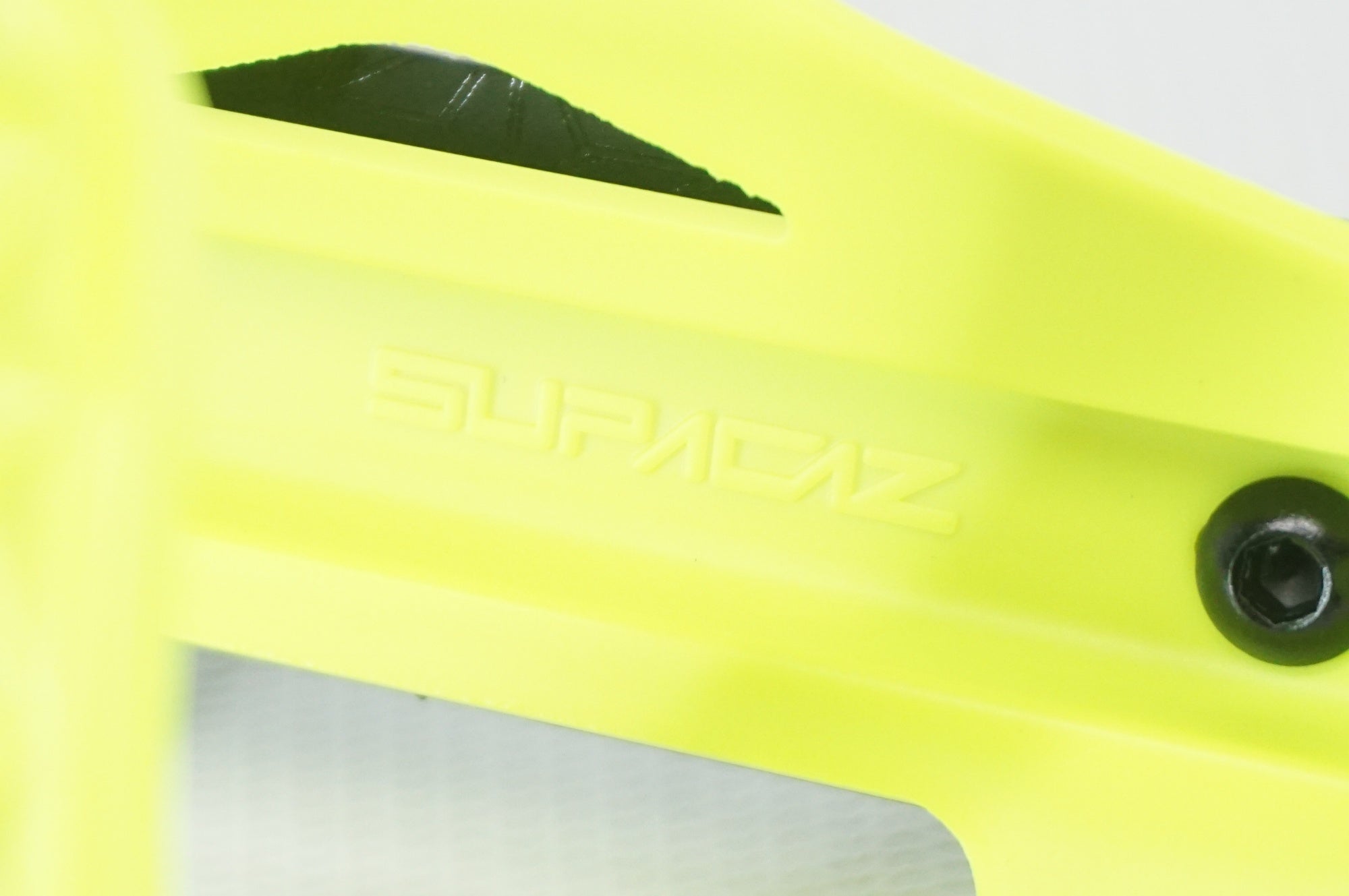 SUPACAZ 「スパカズ」 SIDE SWIPE CAGE ボトルケージ / 阪急塚口店