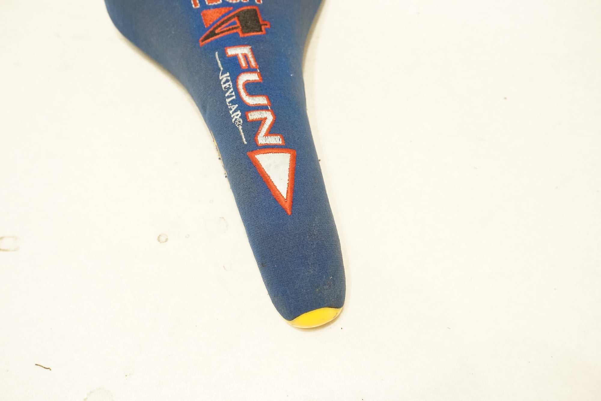 SELLE ITALIA 「セライタリア」 TRI MATIC MANGANESEレール サドル / 横浜戸塚店