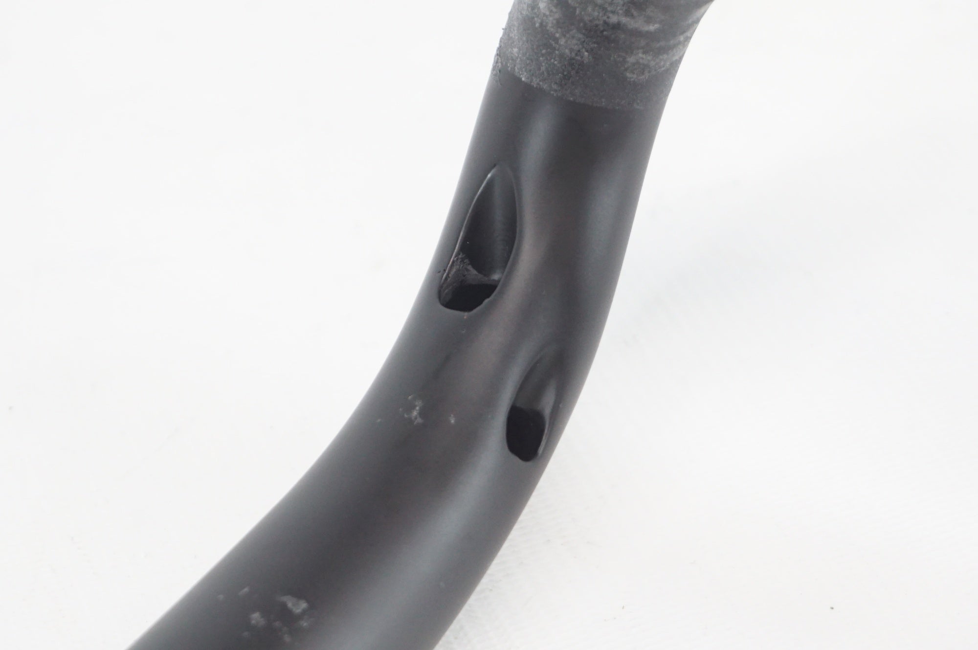 LAPIERRE 「ラピエール」 カーボン Φ31.8 420mm ハンドル / 阪急塚口店