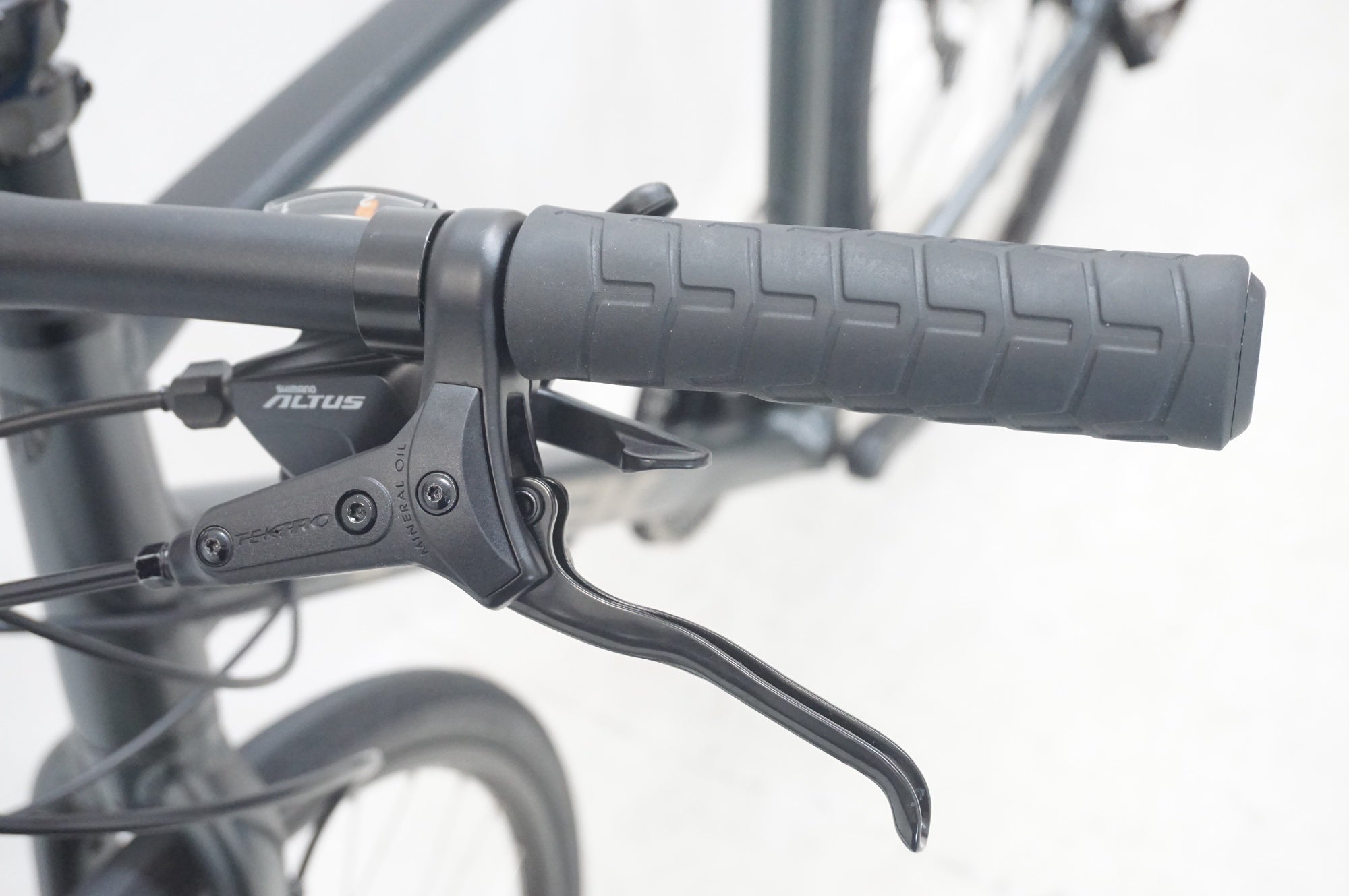 TREK 「トレック」 FX2 DISC GEN3 2023年モデル クロスバイク / 福岡店