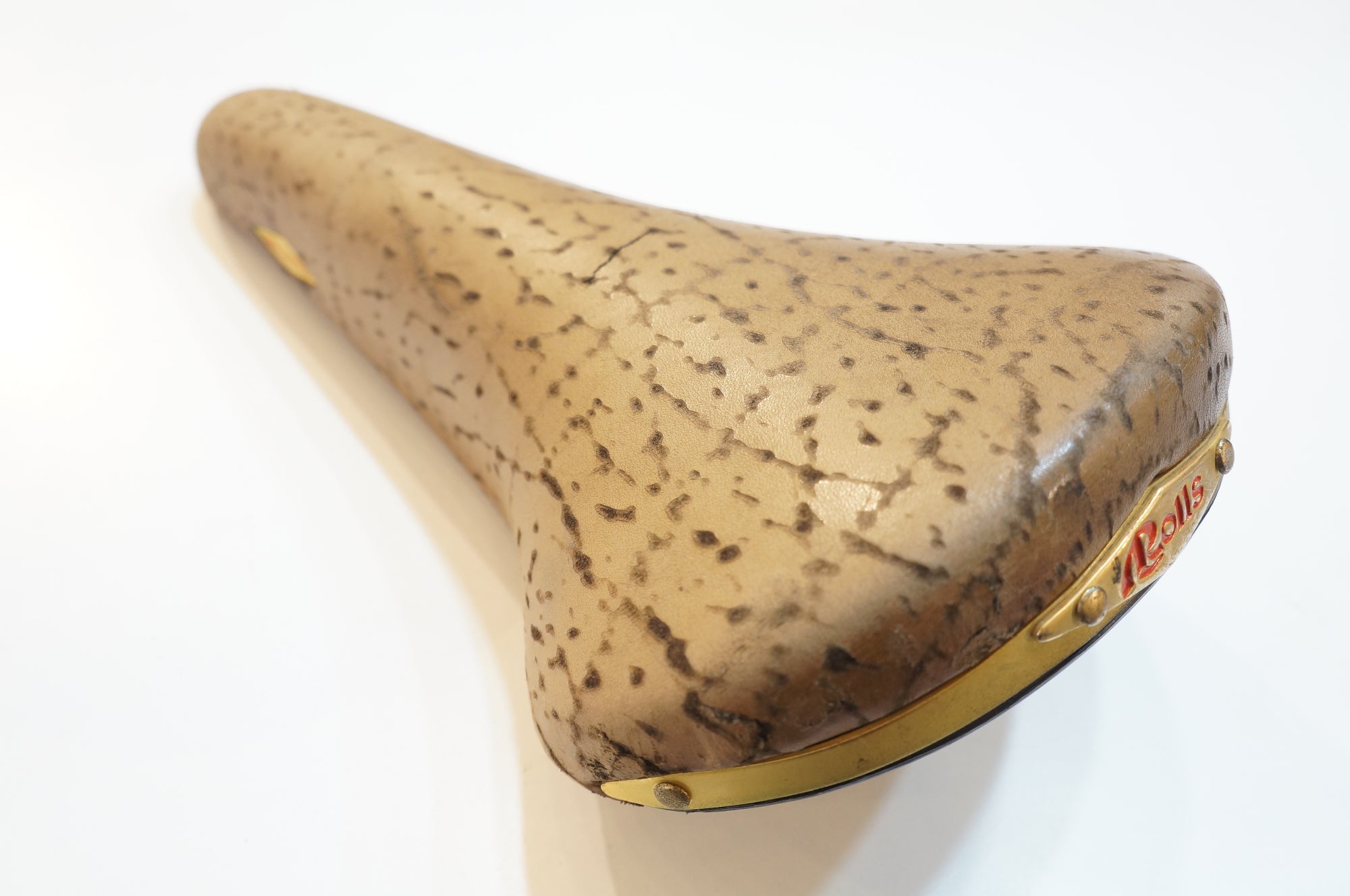 SELLE SAN MARCO 「セラ サンマルコ」 ROLLS サドル / バイチャリ浦和ベース