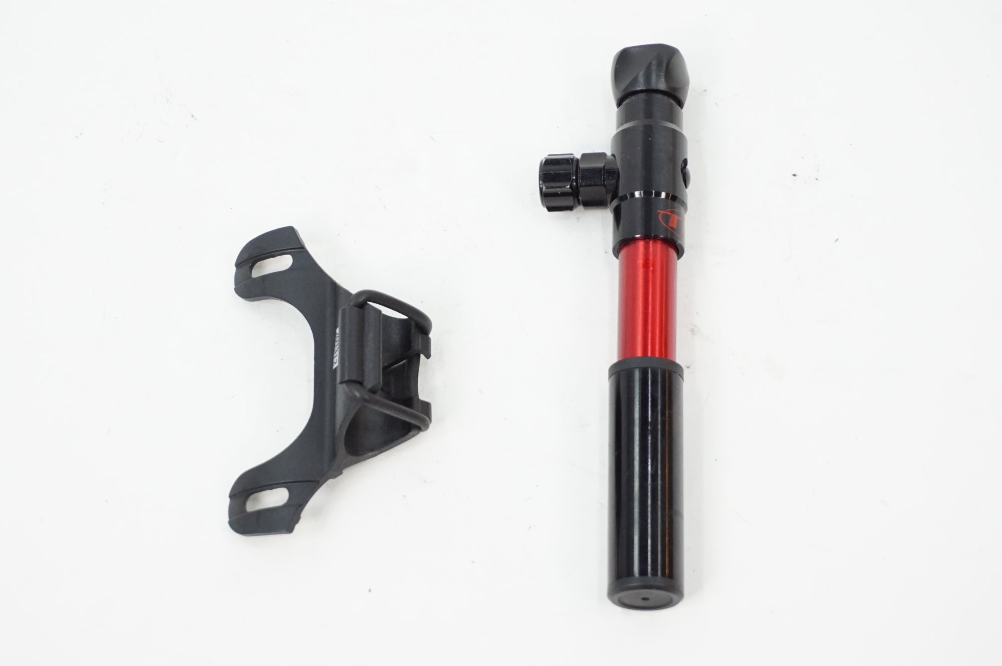 TNI 「ティーエヌアイ」 ハイブリッドポンプ 携帯ポンプ / 川越店