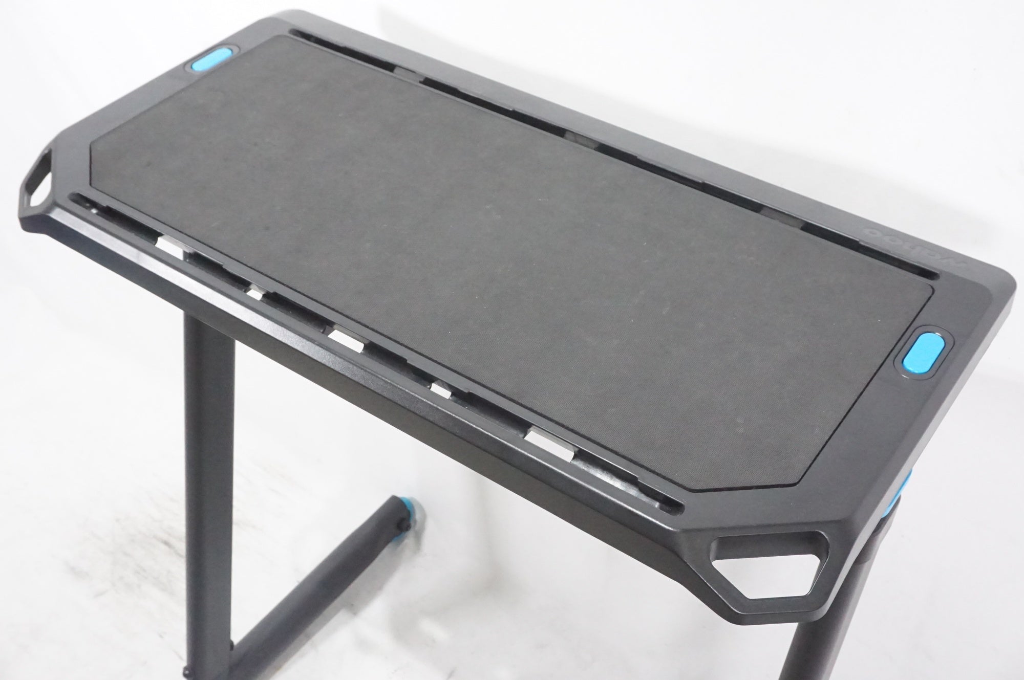 WAHOO 「ワフー」 KICKR DESK インドアサイクリングデスク / AKIBA店