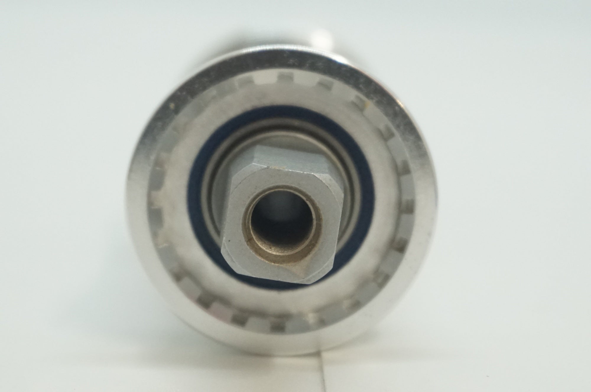 TANGE(タンゲ) LN7922 ボトムブラケット 107mm(未使用品) TANGE 「タンゲ」 LN7922 ボトムブラケット / 福岡店 ｜ バイチャリ