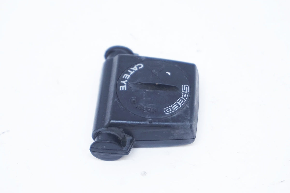 CATEYE 「キャットアイ」 CC-VT235W サイクルコンピューター  / 大阪美原北インター店