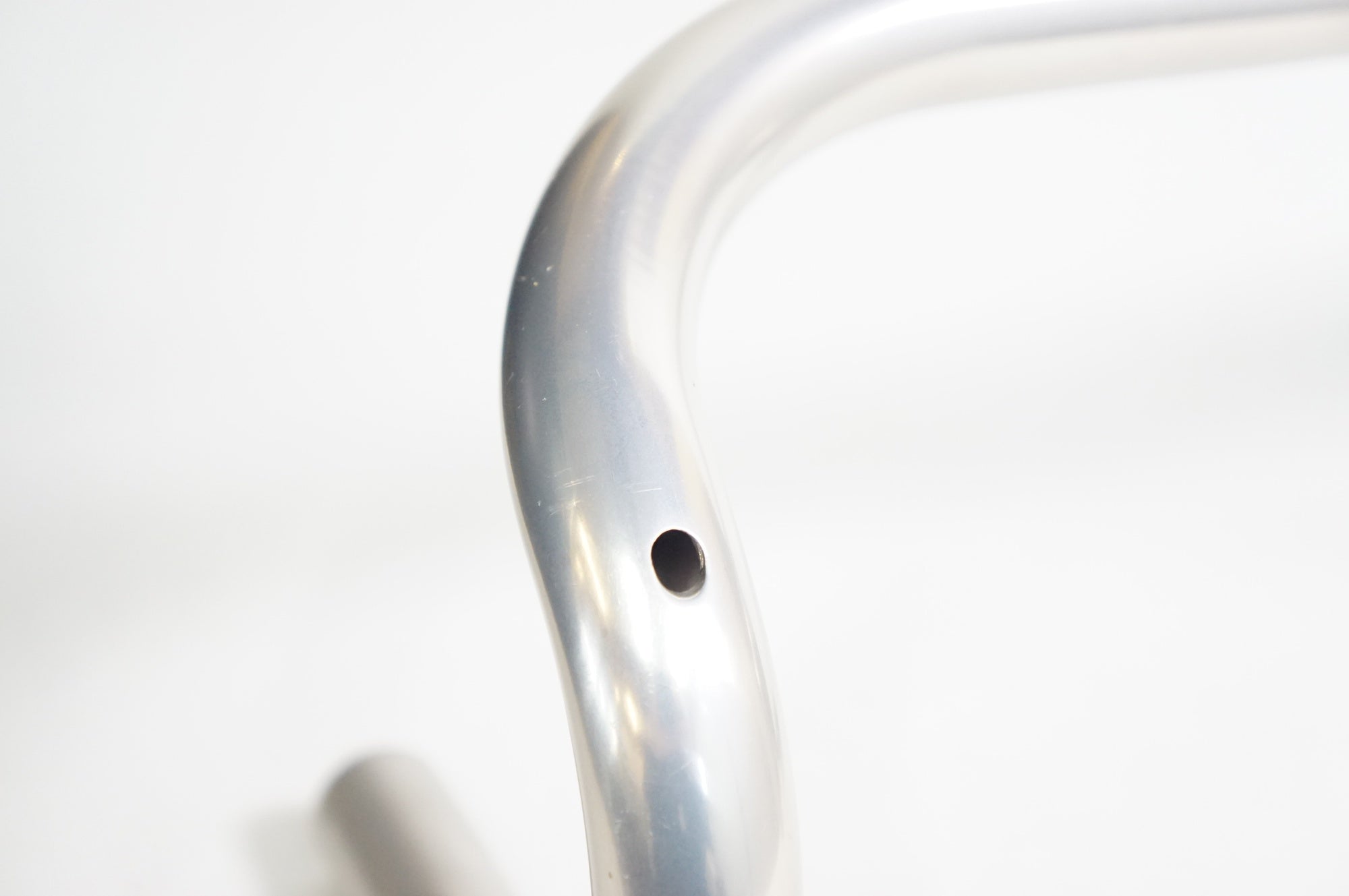 NITTO 「ニットー」 AERO DYNAMICS φ26.0 400mm ハンドル / 熊谷本店