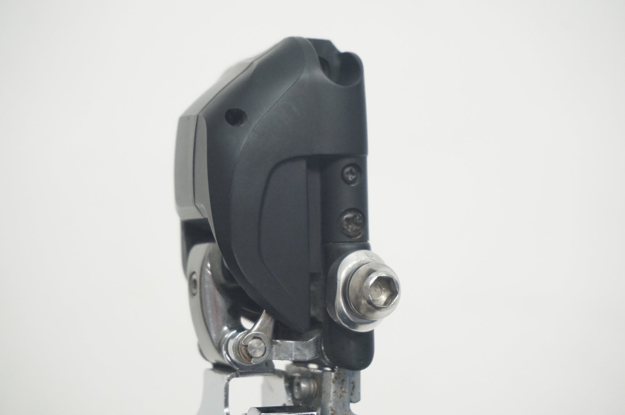 SHIMANO 「シマノ」 ULTEGRA Di2 FD-6770 フロントディレイラー / 福岡