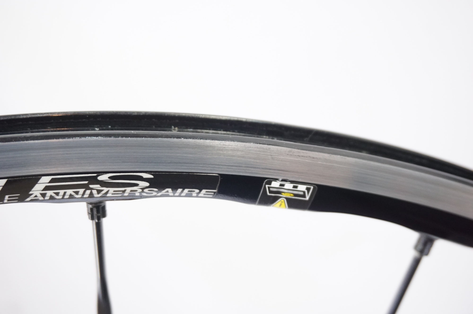 MAVIC 「マヴィック」 KSYRIUM ES カンパフリー ホイールセット / 世田谷店