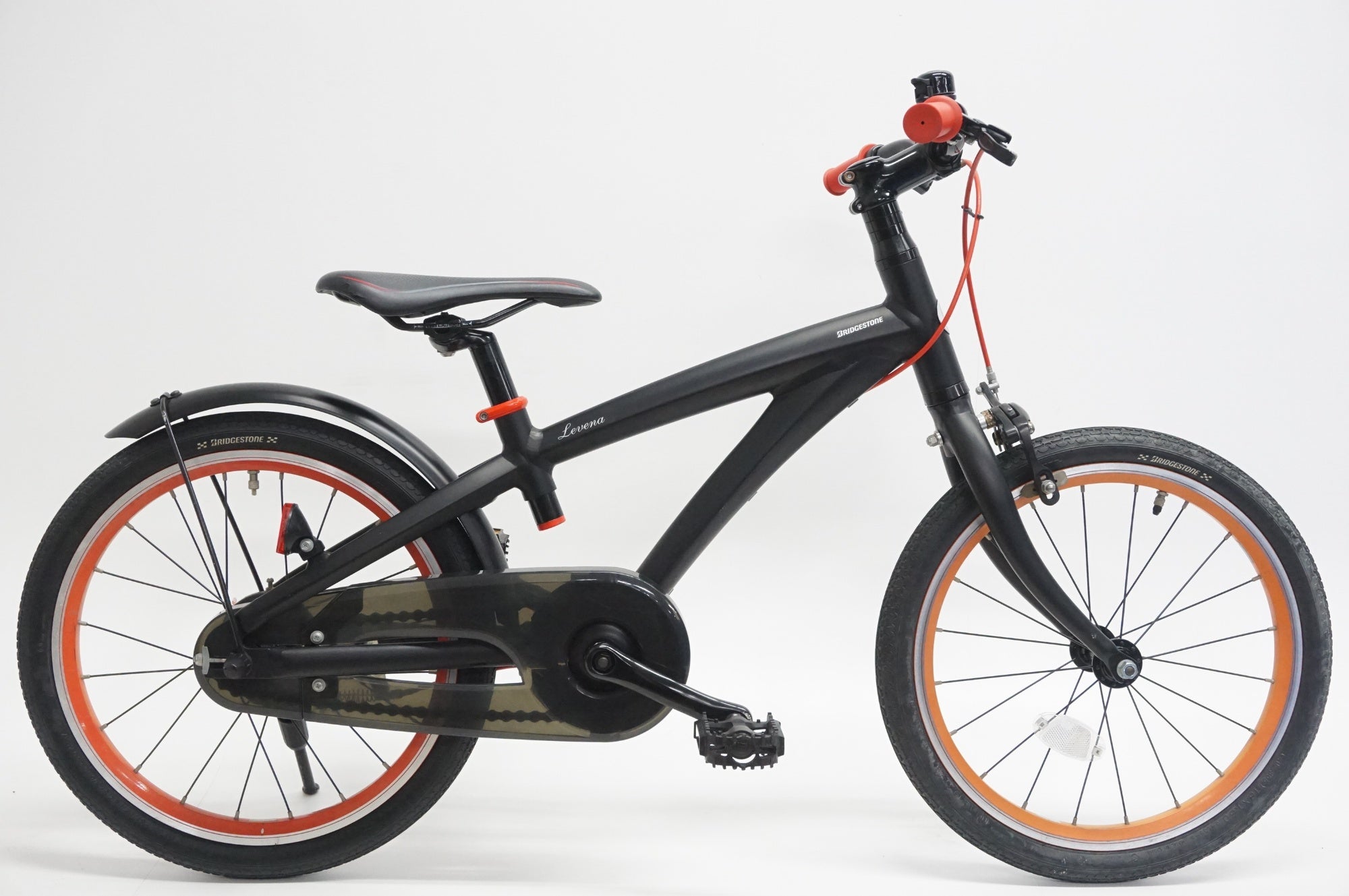BRIDGESTONE 「ブリヂストン」 LEVENA 2019年頃 18インチ キッズバイク / 福岡店