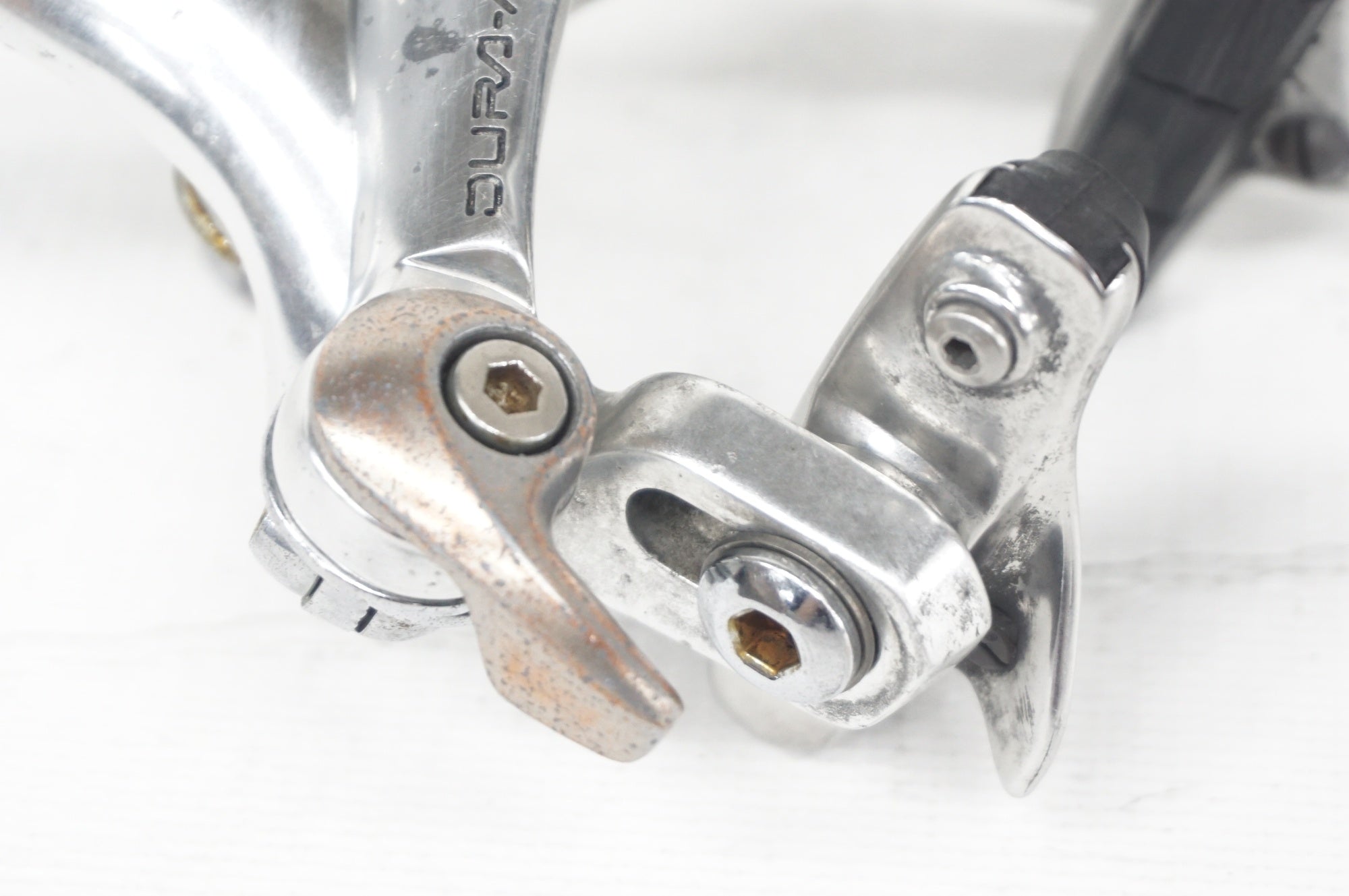 シマノ DURA ACE キャリパーブレーキ(BR-7403) SHIMANO 「シマノ」 DURA-ACE BR-7403 キャリパーブレーキセット
