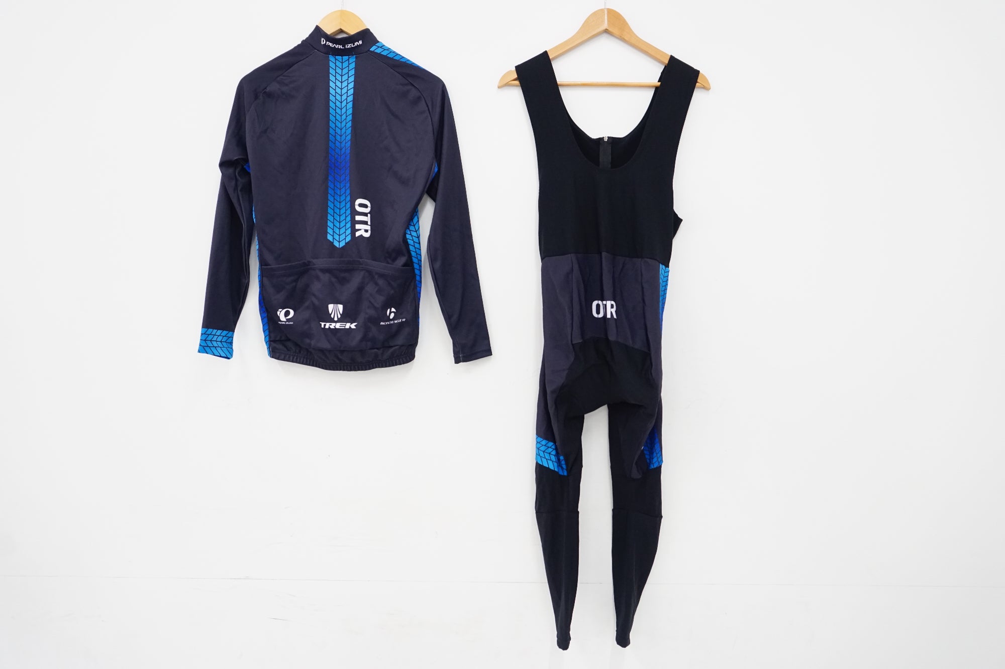 PEARLIZUMI 「パールイズミ」 Mサイズ 冬用ジャージ 上下セット/ 浜松店