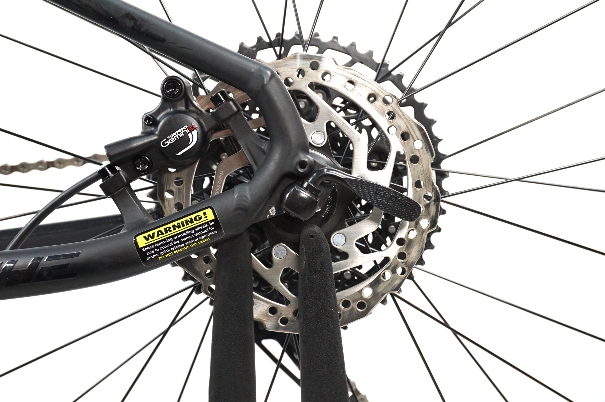 GT 「ジーティー」 AVALANCHE EXPERT 29er 2024年モデル マウンテンバイク / 川越店