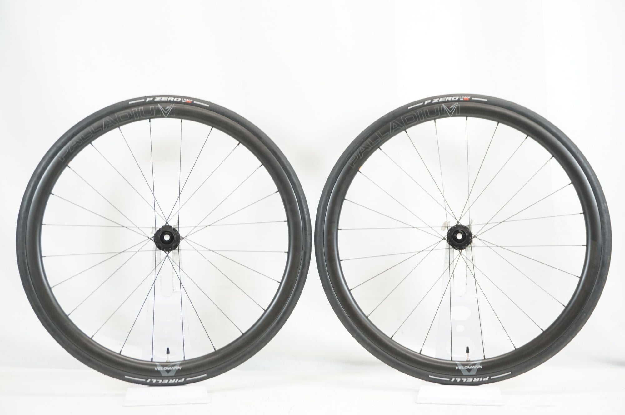 VELOMANN 「ベロマン」 PALLADIUM CL DISC TUBELESS SHIMANO 11s