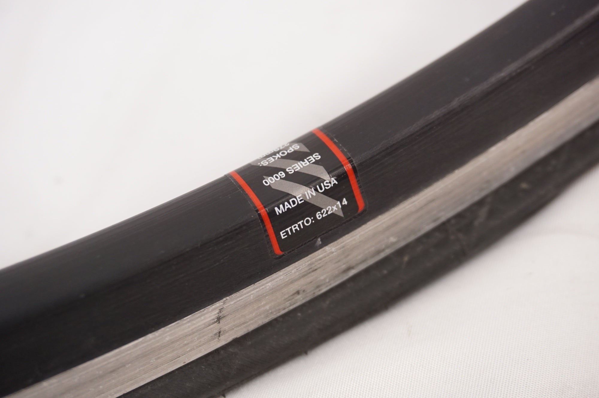 BONTRAGER 「ボントレガー」 RACE フロントホイール / 中目黒店
