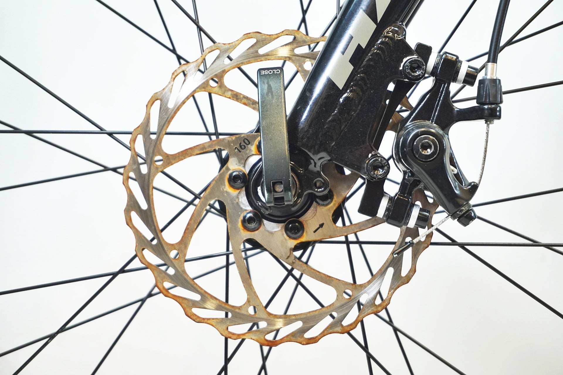 HARO 「ハロー」 BEASLEY27.5 2024年モデル 27.5インチ クロスバイク / 有明ガーデン店