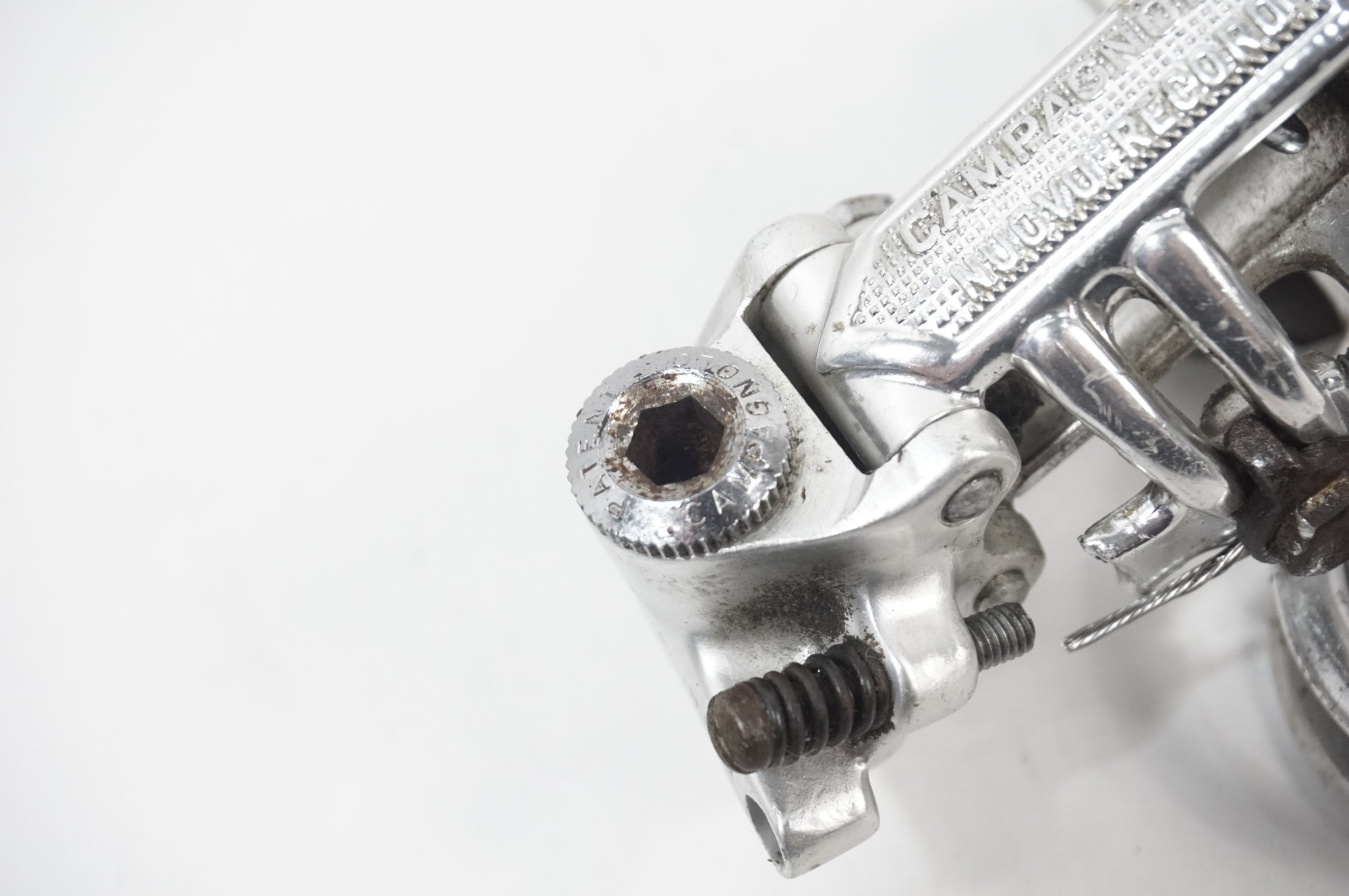 CAMPAGNOLO 「カンパニョーロ」 NUOVO RECORD V3 リア