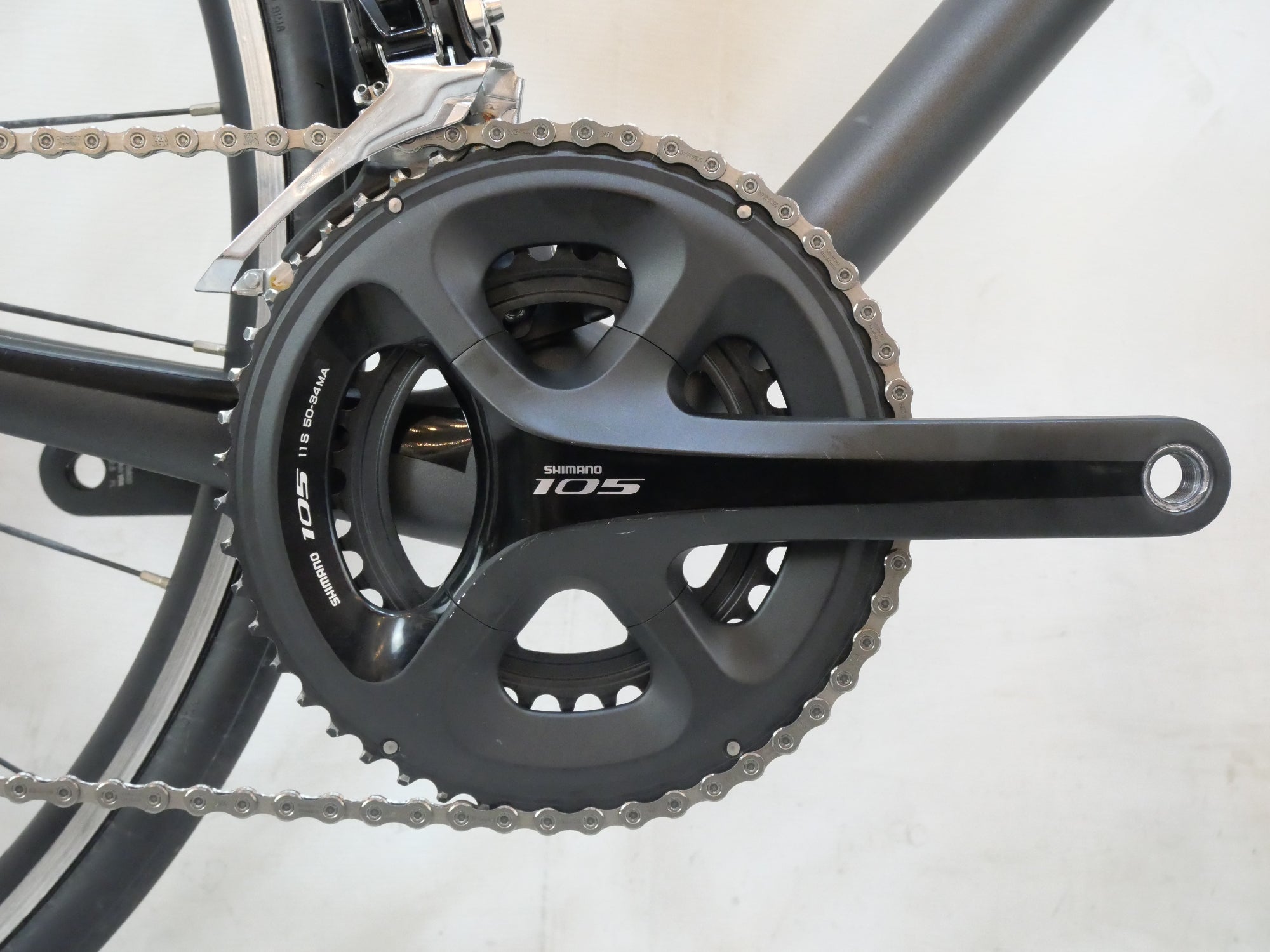 TREK 「トレック」 EMONDA SL 5 2018年モデル ロードバイク / バイチャリ浦和ベース