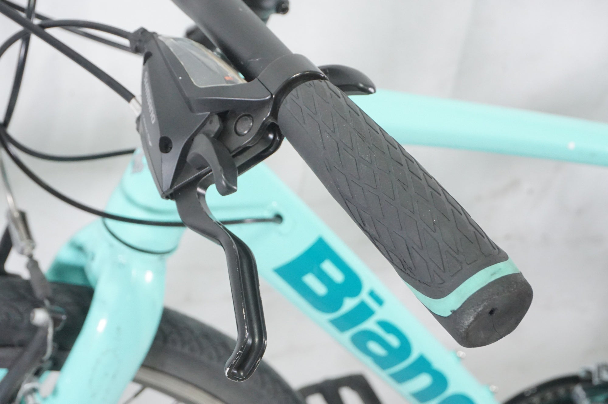 2022 Bianchi C-Sport - Bicycle Details - BicycleBlueBook.com