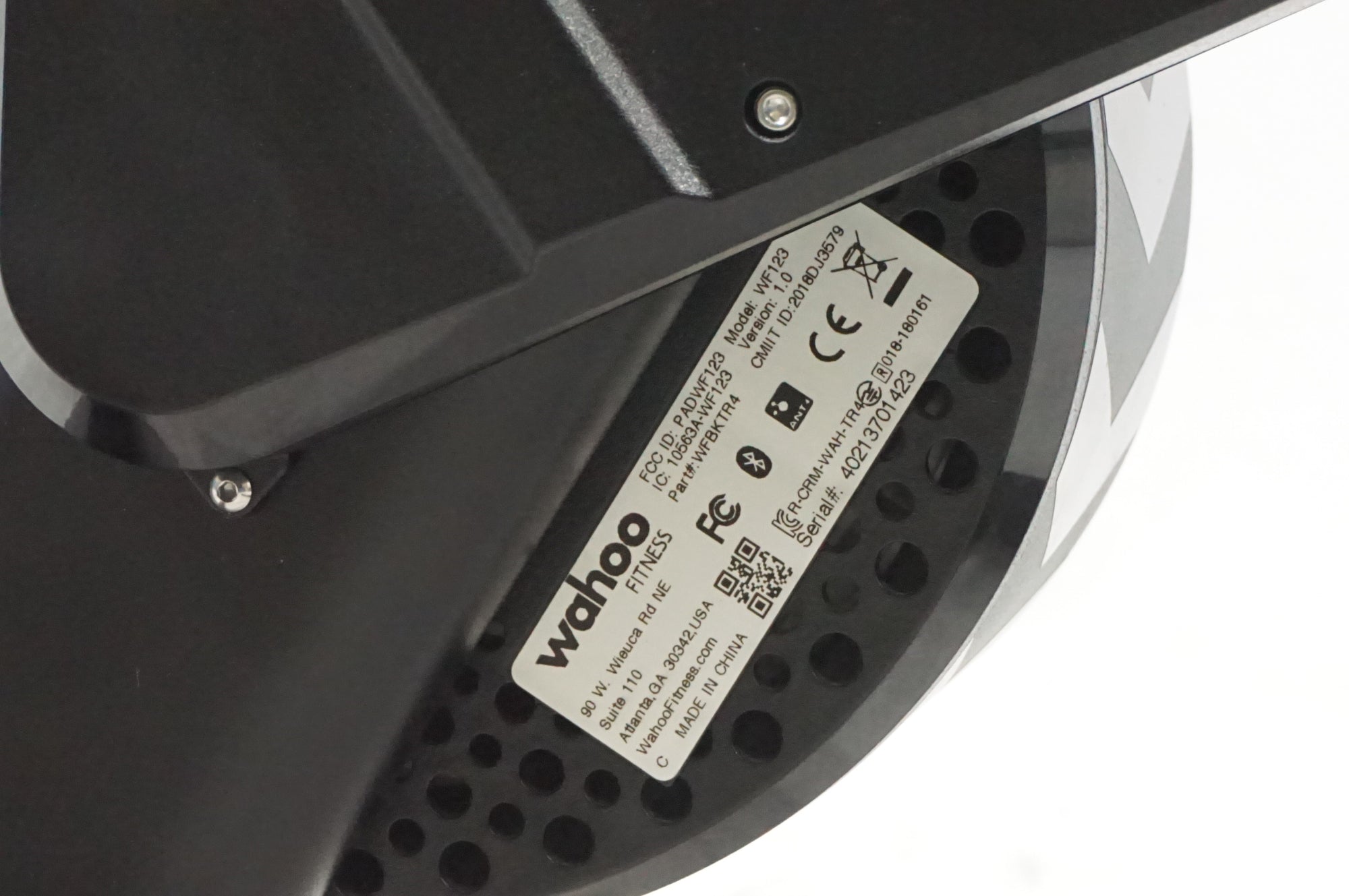 WAHOO 「ワフー」 KICKR CORE WF123 サイクルトレーナー / AKIBA店