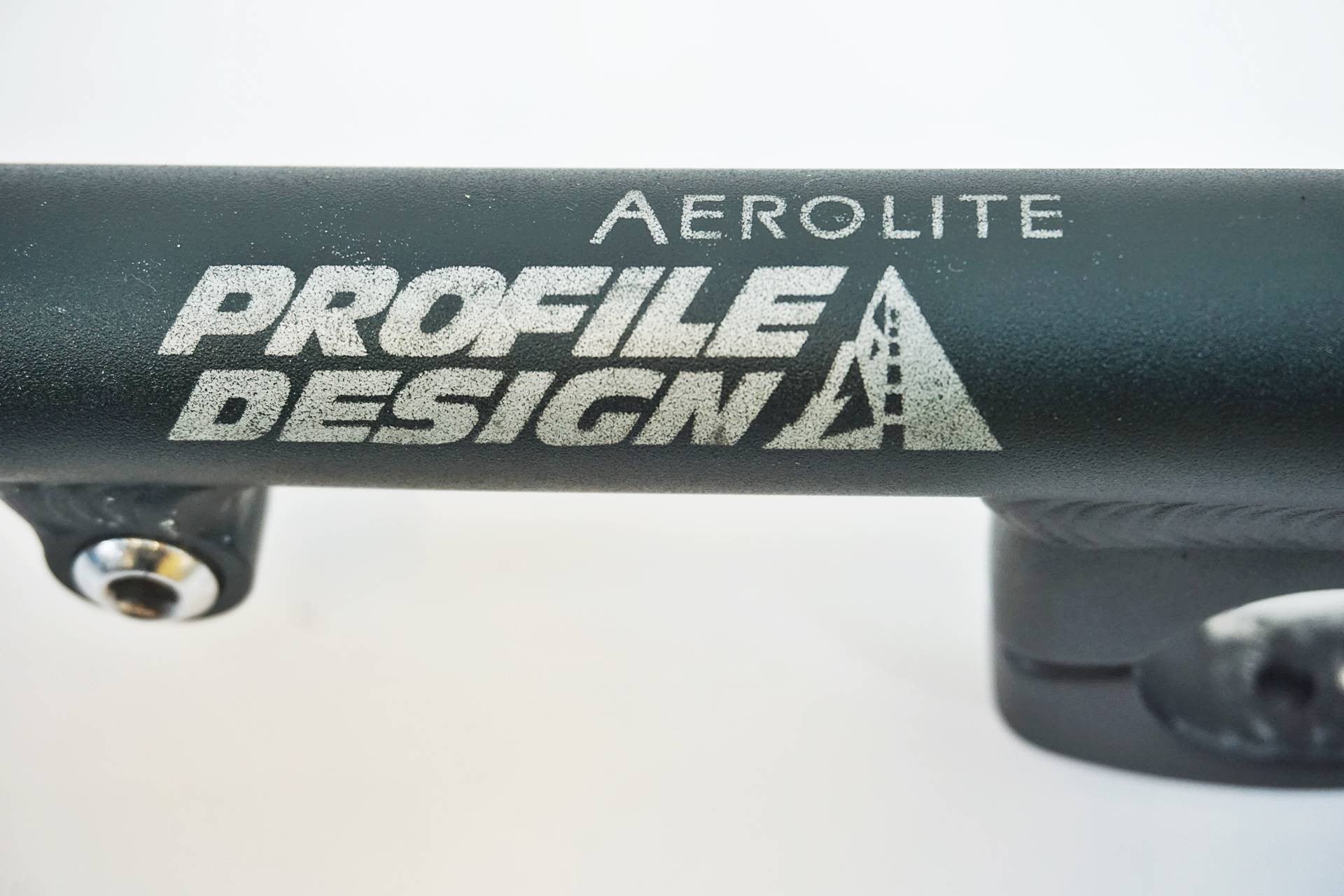 PROFILEDESIGN 「プロファイルデザイン」 AERO LITE エアロバー / 有明ガーデン店