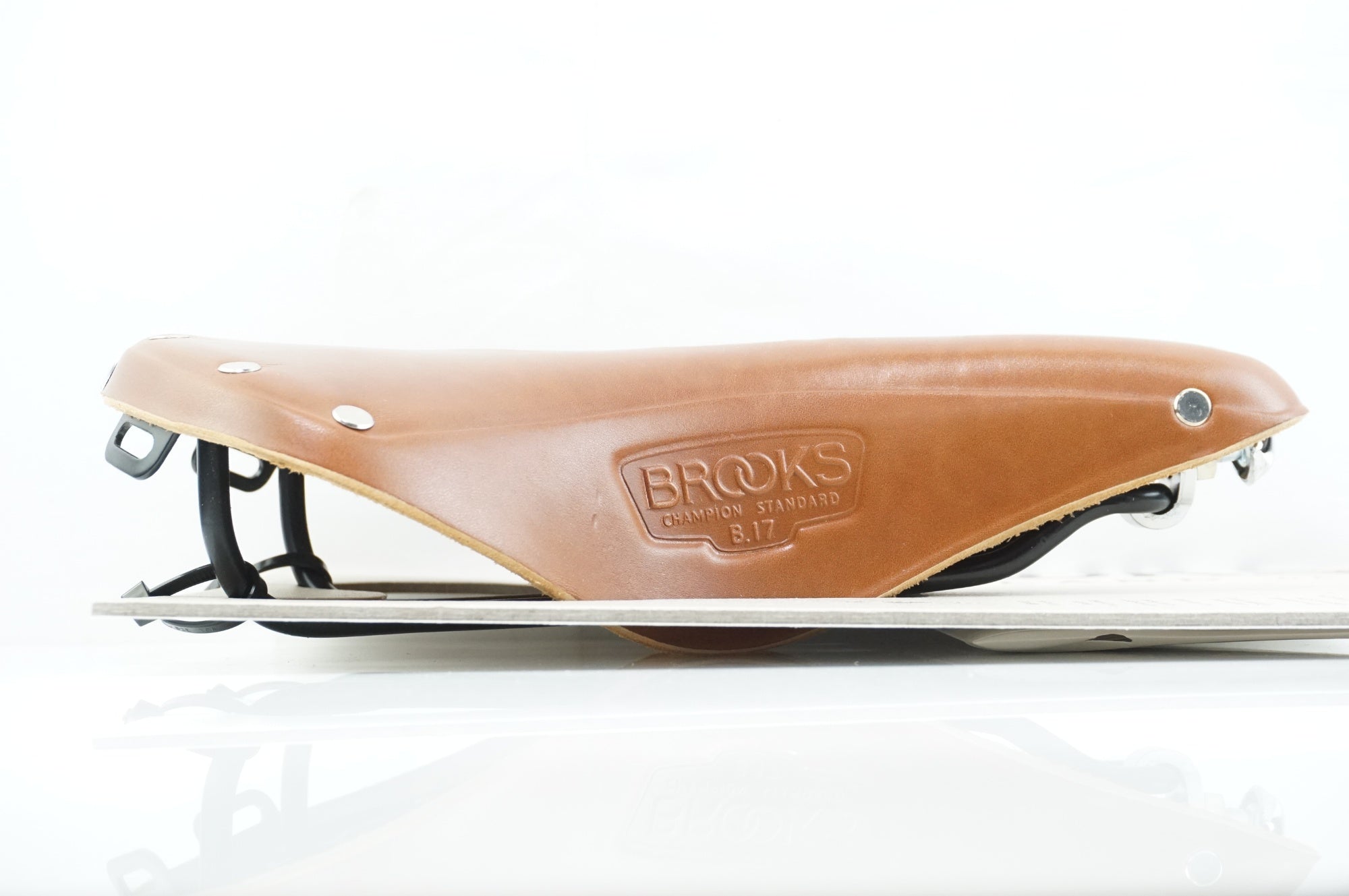 BROOKS 「ブルックス」 B17 CHAMPION STANDARD サドル / 中目黒店