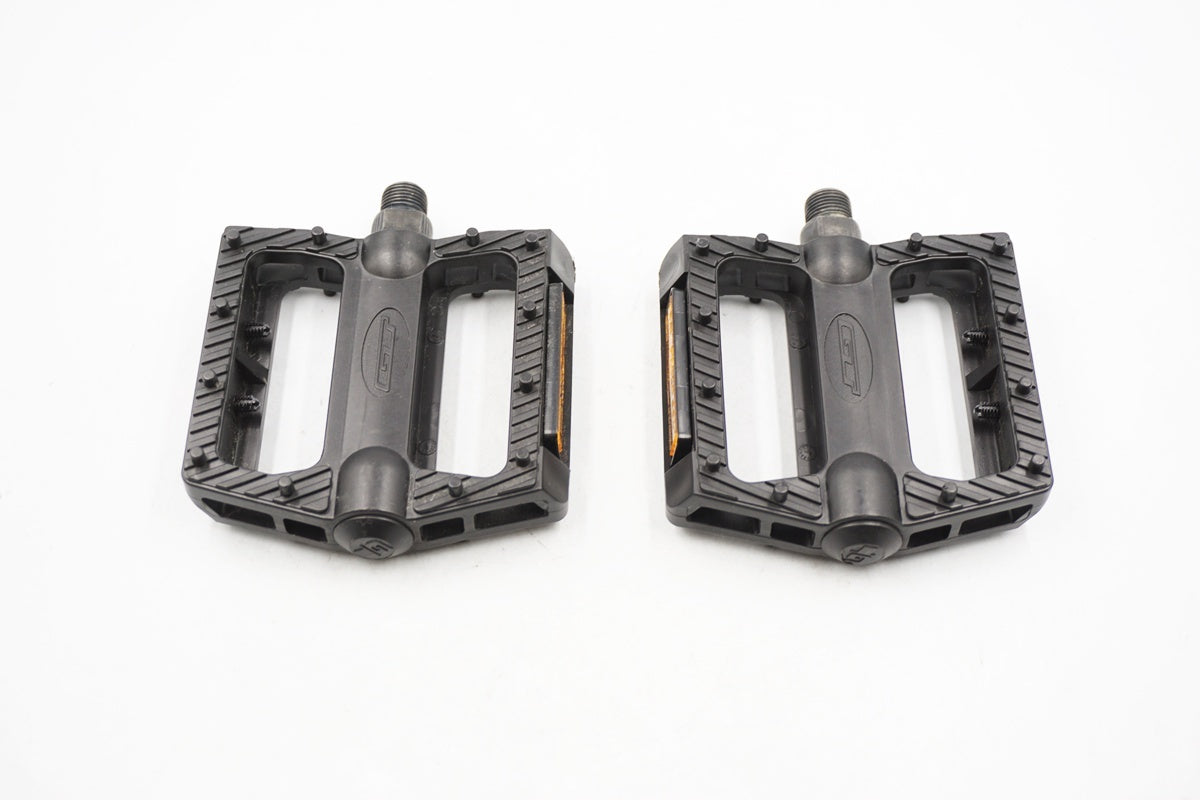 GT 「ジーティー」 フラットペダル / 奈良店