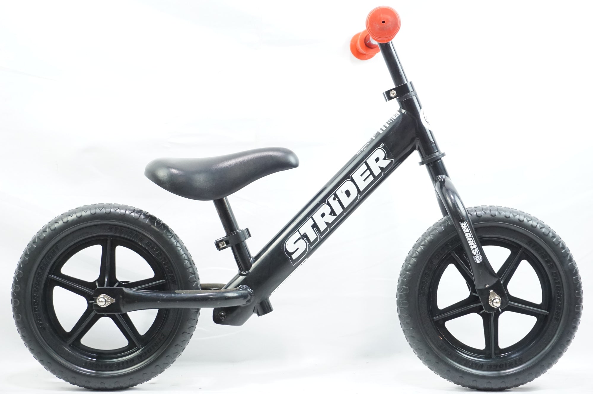 STRIDER 「ストライダー」 SPORT 12 2015年モデル 12インチ キッズバイク / 中目黒店