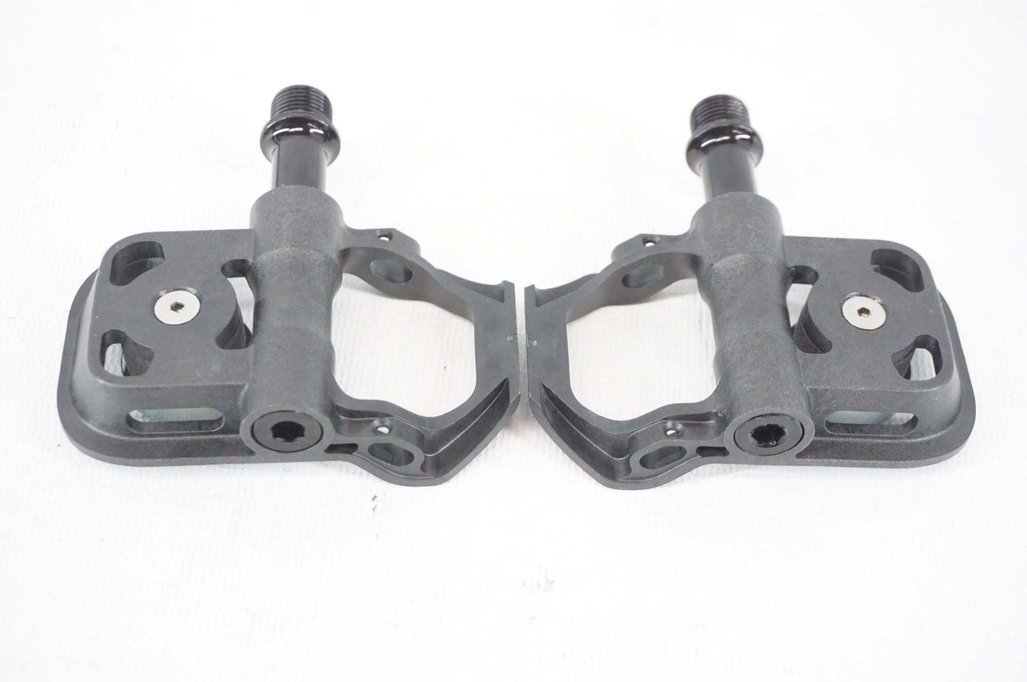MAGPED 「マグペド」 ROAD2 STEEL ペダル / 阪急塚口店