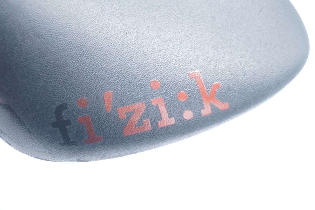 FIZIK 「フィジーク」 ARIONE CX CARBON サドル / 滋賀大津店