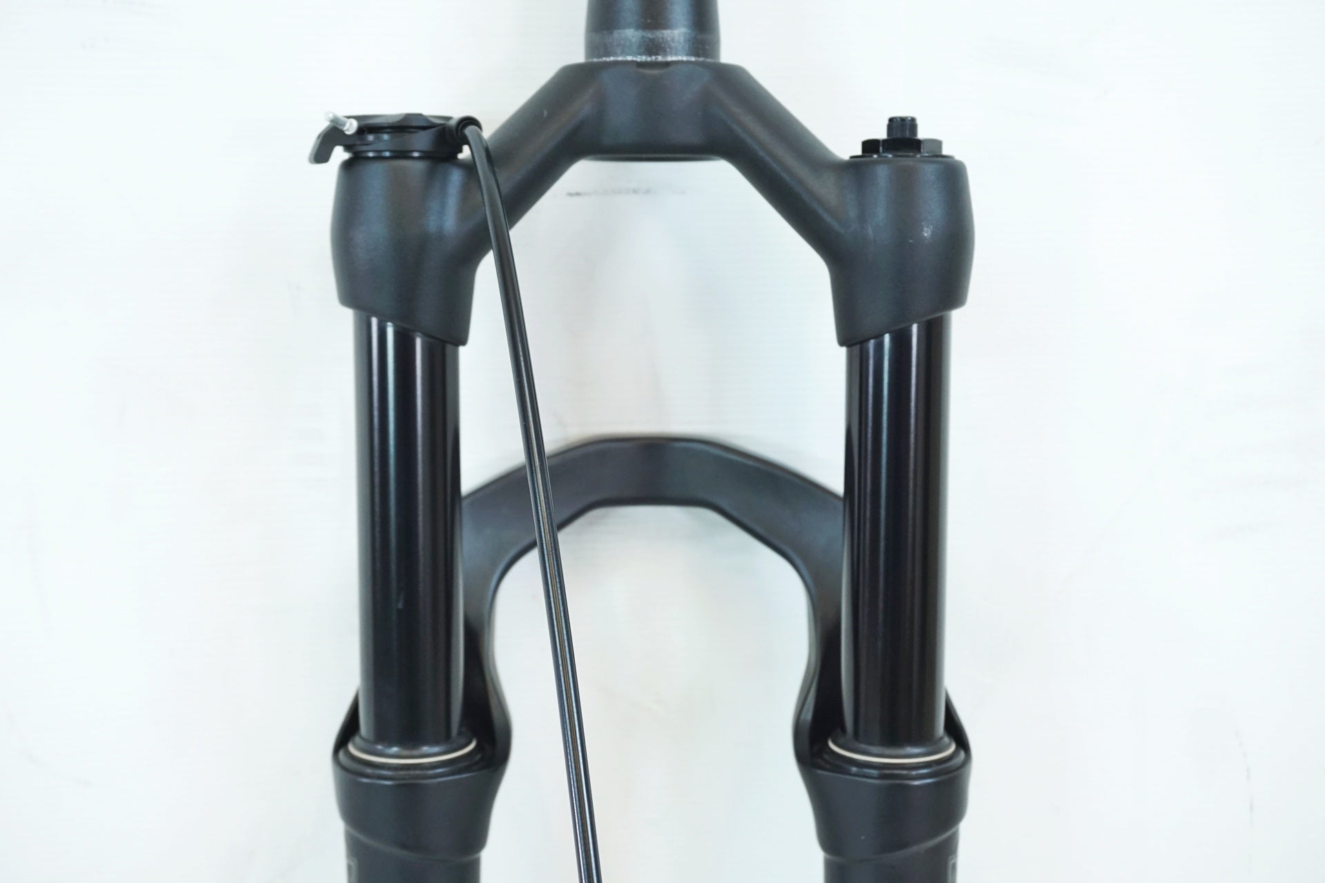 MANITOU 「マニトウ」 MARKHOR COMP AIR 100 サスペンションフォーク / 有明ガーデン店