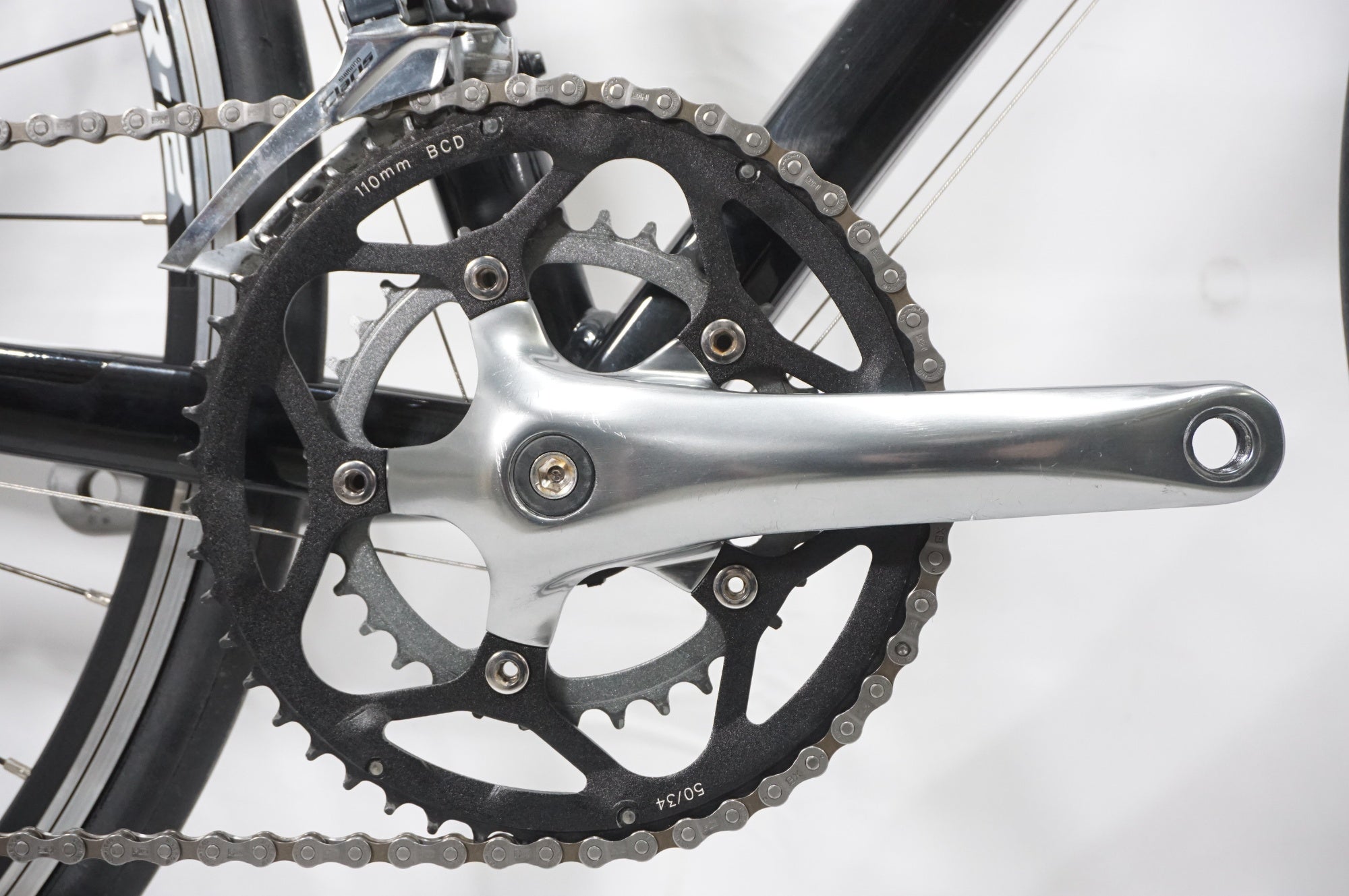 GIANT 「ジャイアント」 DEFY4 2015年モデル ロードバイク / AKIBA店