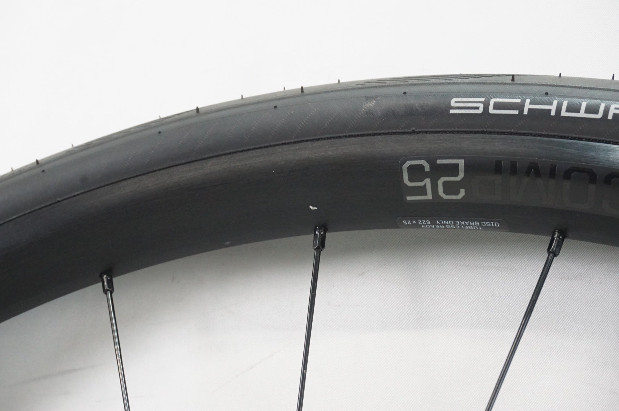 ボントレガー Paradigm Comp 25 ホイールタイヤ完組 BONTRAGER 「ボントレガー」 PARADIGM COMP 25 TLR シマノ11S ホイール
