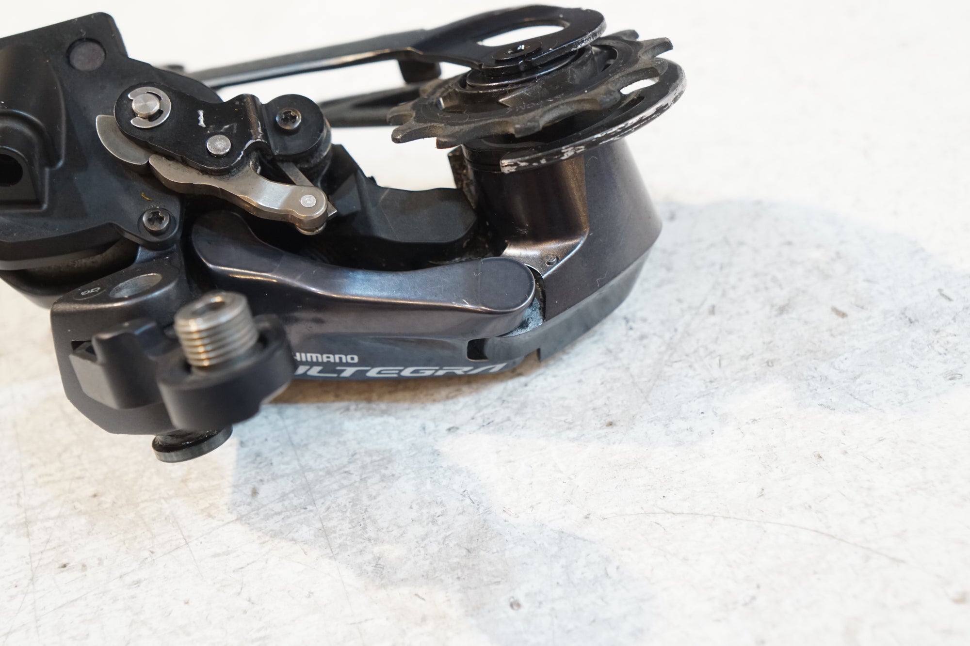 SHIMANO 「シマノ」 ULTEGRA RD-R8050 リアディレイラー / バイチャリ浦和ベース