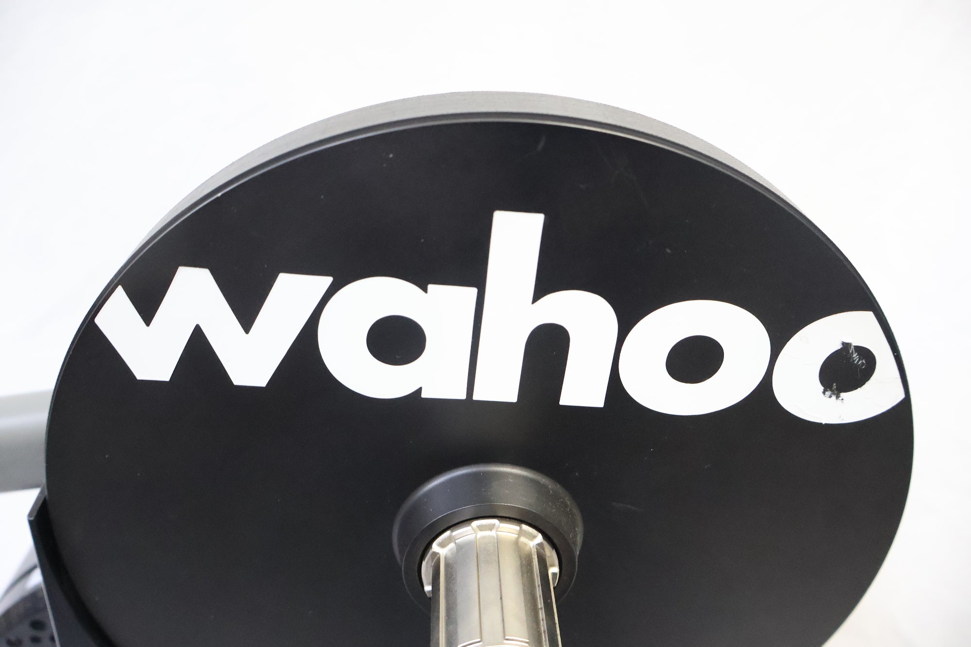 WAHOO 「ワフー」 KICKR V5 サイクルトレーナー / 高知店