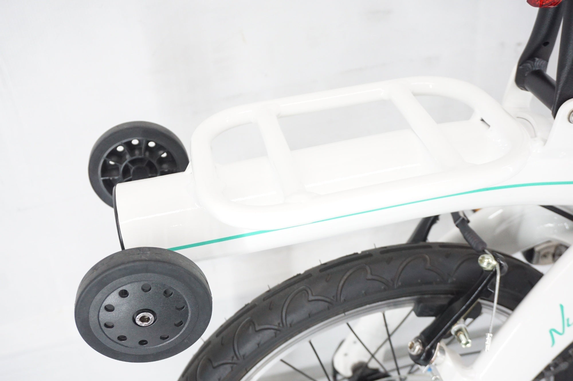 DAHON 「ダホン」 NUWAVE D6 2022年モデル 16インチ 折りたたみ自転車 / 阪急塚口店