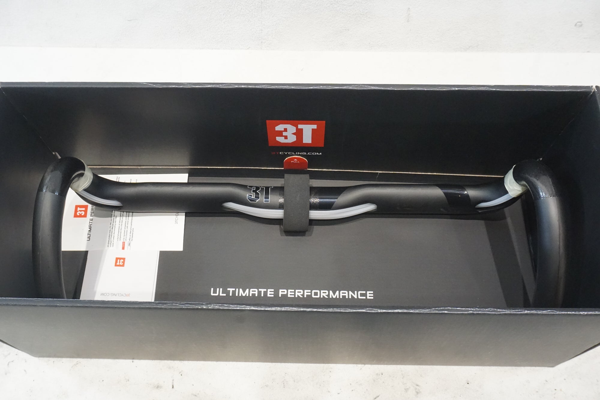 3T 「スリーティー」 ERGONOVA LTD φ31.8 440mm ハンドル / 横浜戸塚店